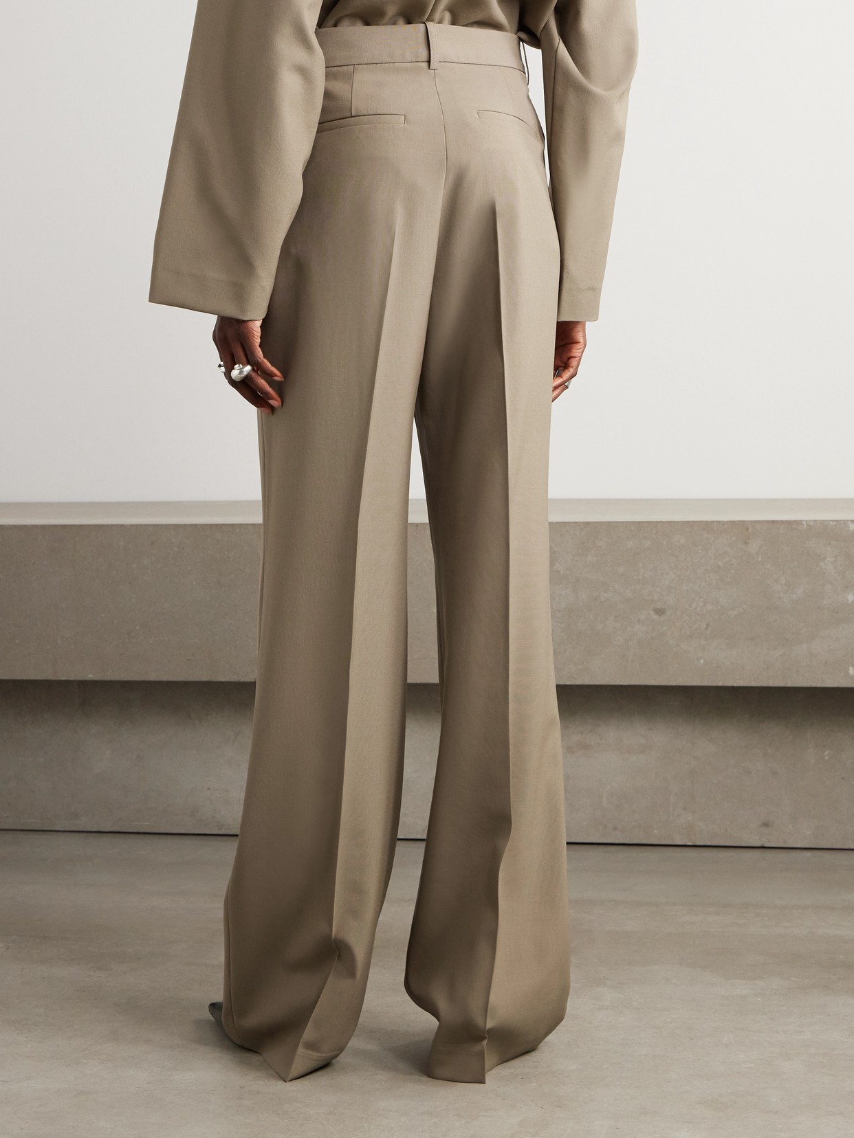 Rohe Pleated Wool Wide-leg Pants In Brown