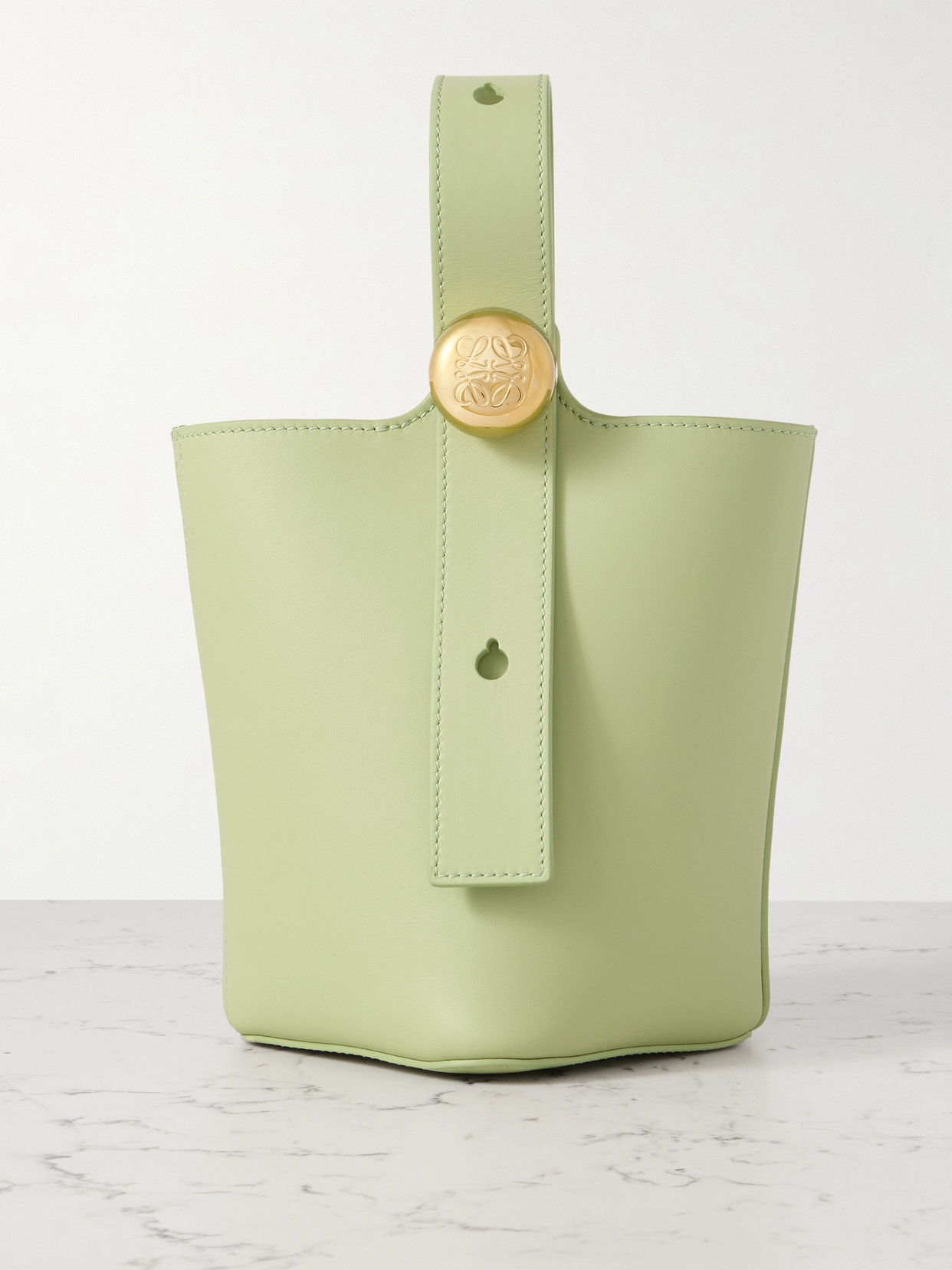 Loewe Anagram Pebble Leather Bucket Bag In Green