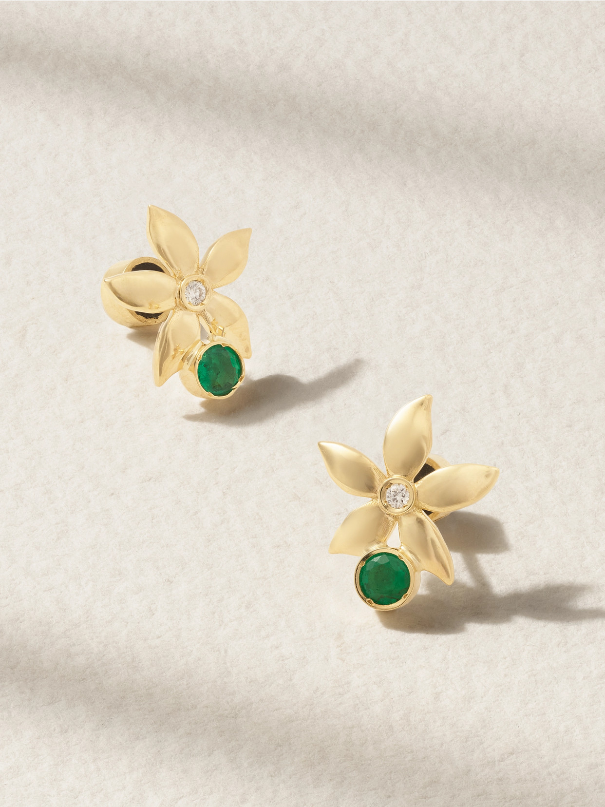 Ileana Makri Mini Bloom 18-karat Gold, Emerald And Diamond Earrings