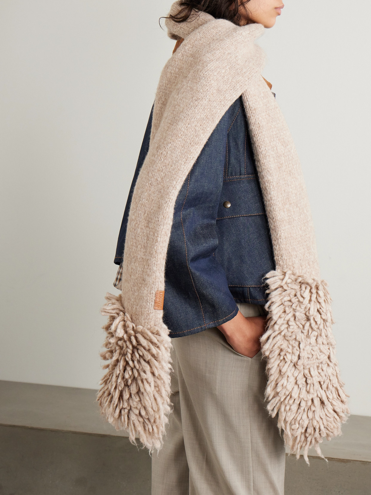 Loewe Fringed Mélange Alpaca-blend Scarf In Neutrals
