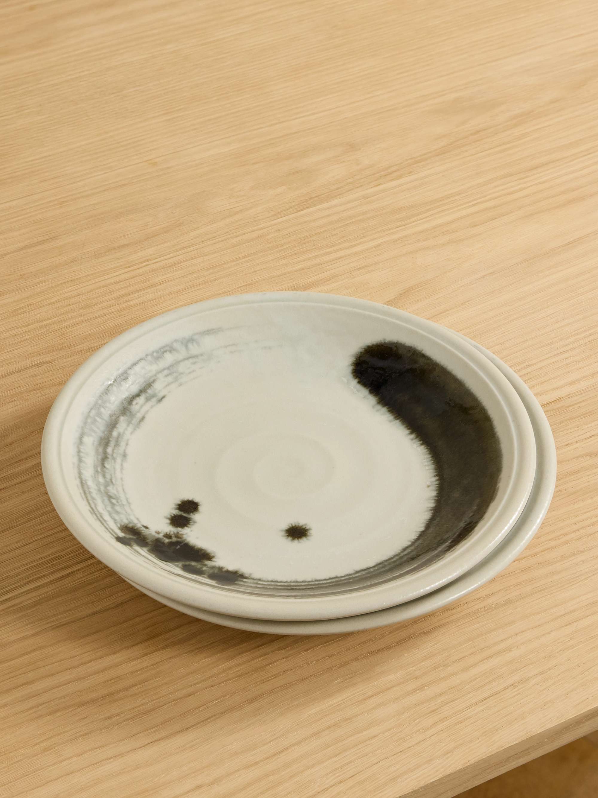 L'OBJET Sumi set of two porcelain dinner plates