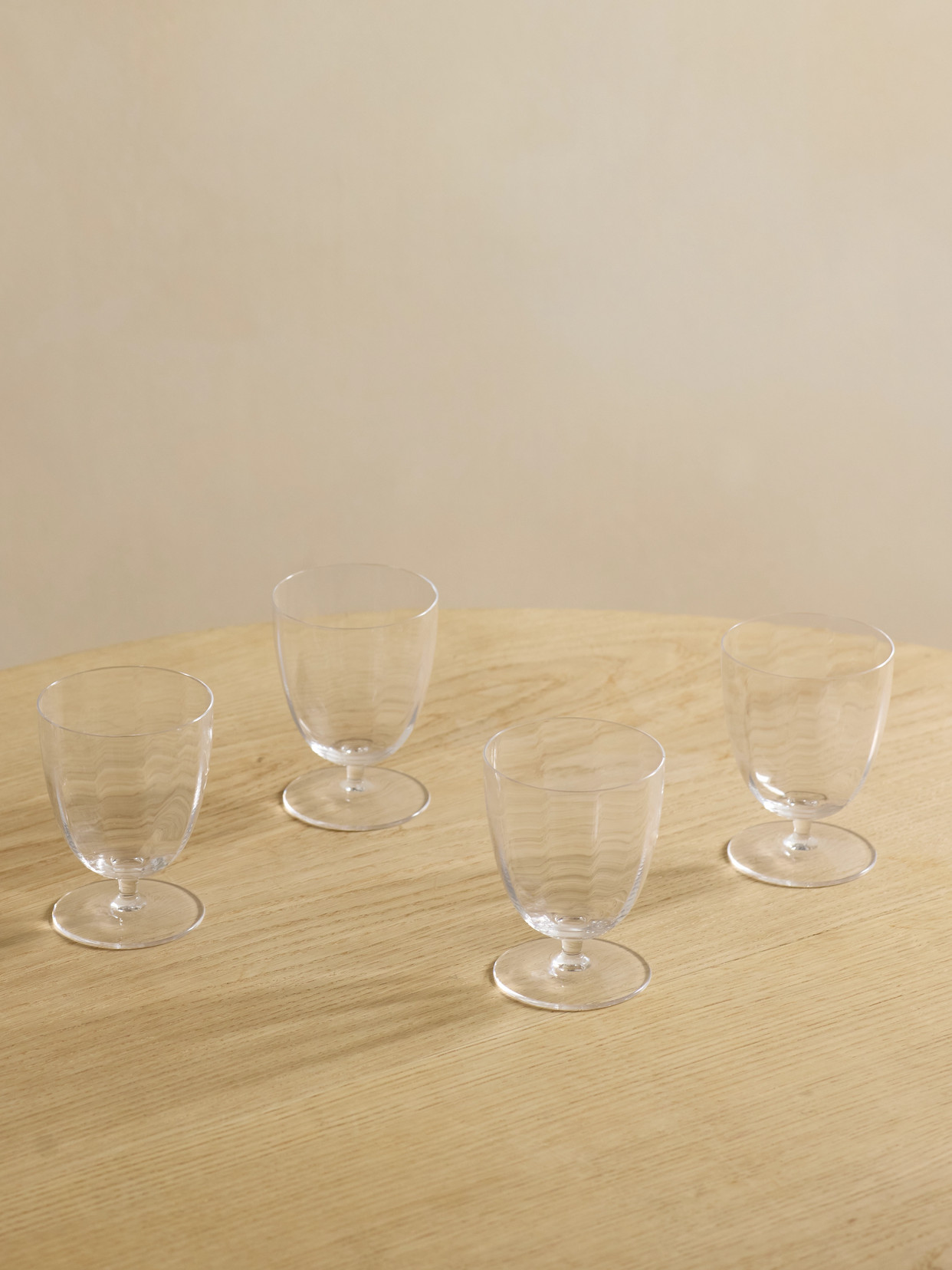 L'objet Iris Set Of Four Wine Glasses In Neutrals