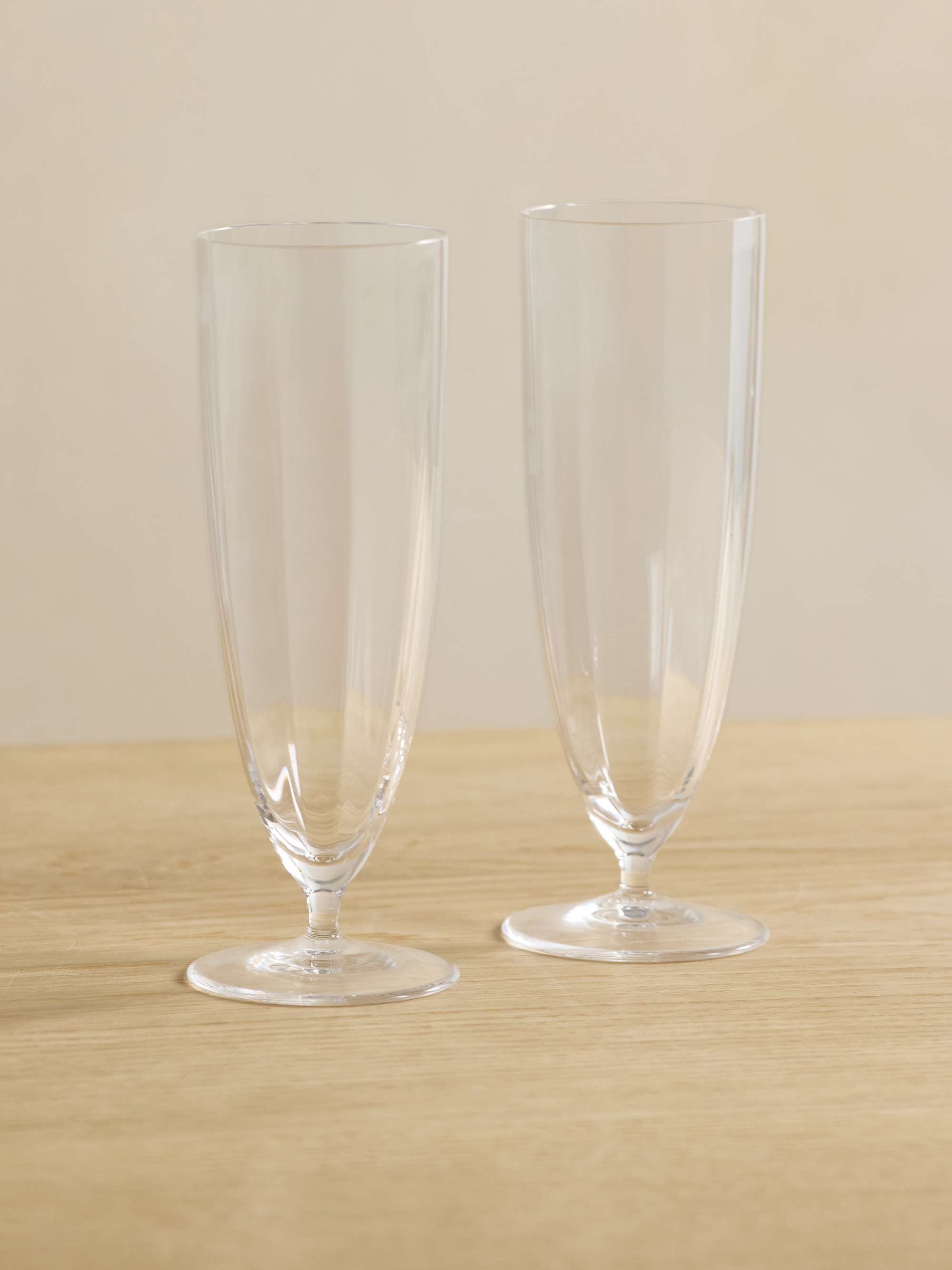 Iris set of two glass champagne flutes clear One Size