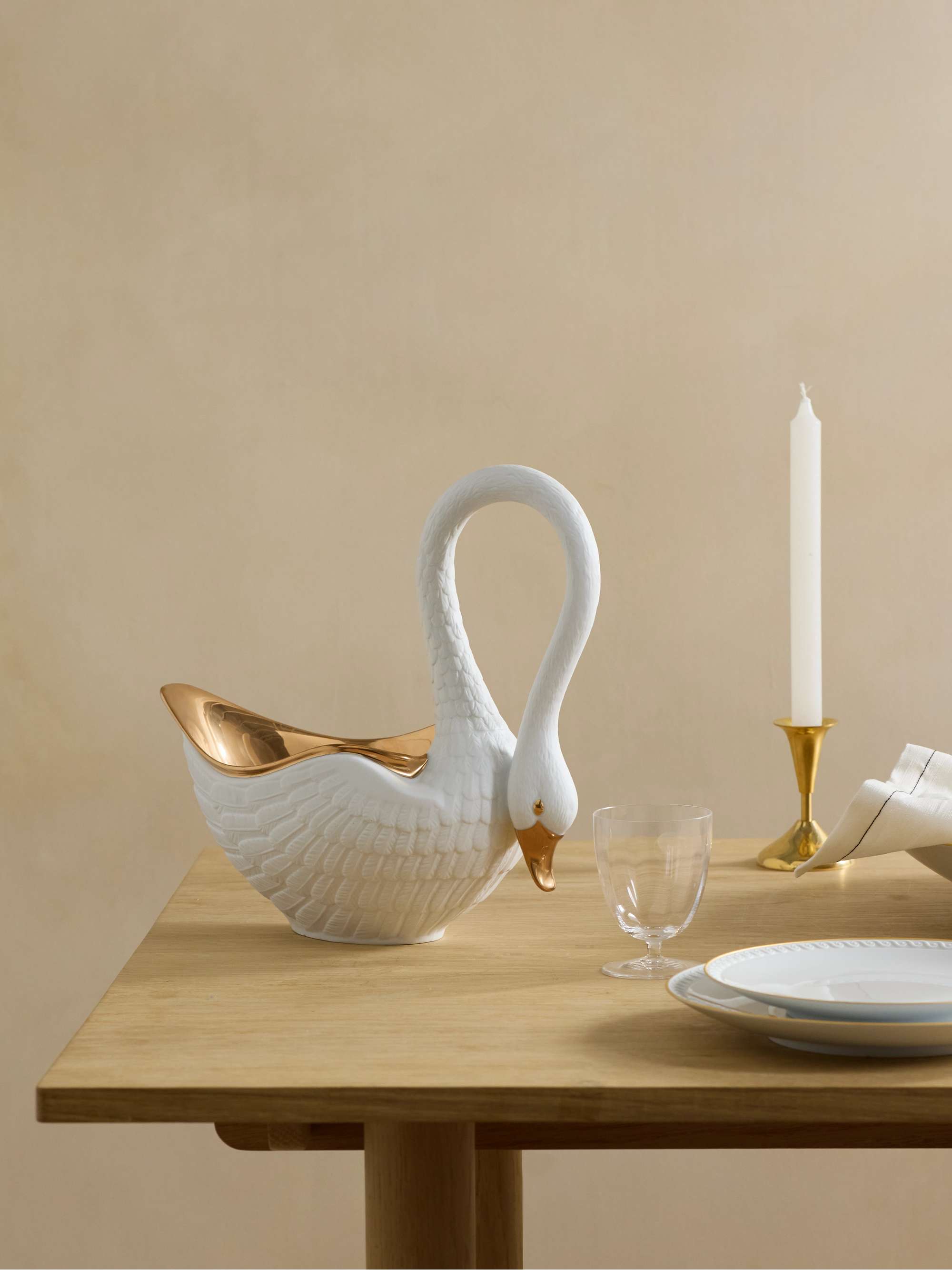 L'OBJET Swan large goldplated porcelain bowl NETAPORTER