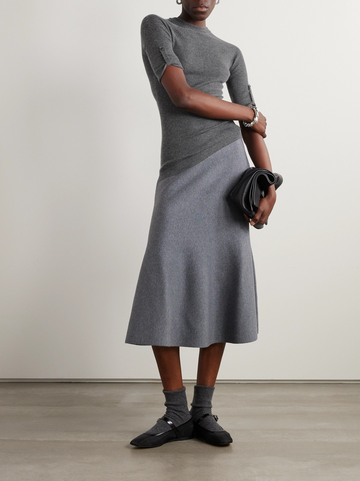 Sasuphi Ribbed Cashmere And Silk-blend Sweater In Gray