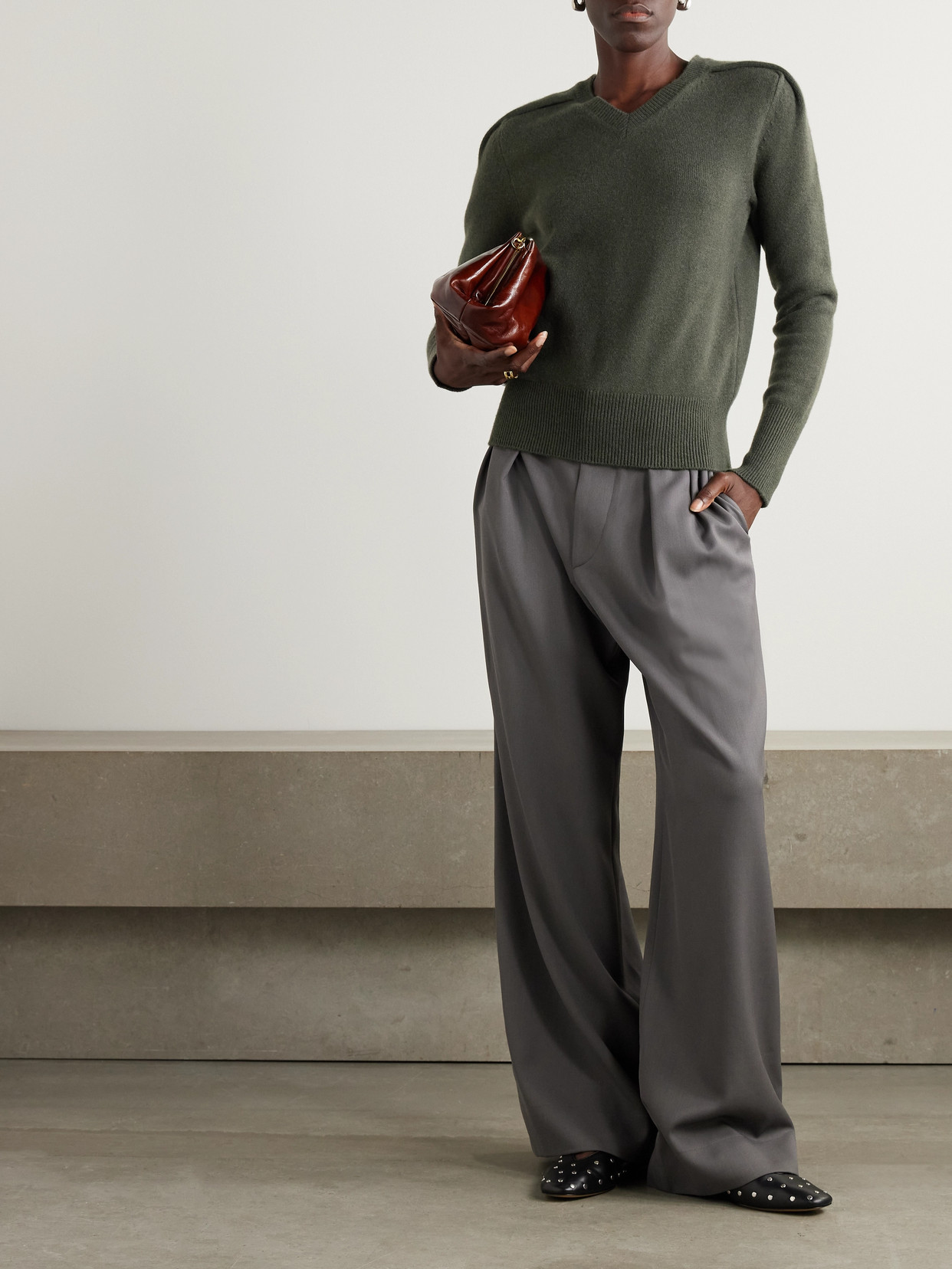 Sasuphi Cashmere Sweater In Green
