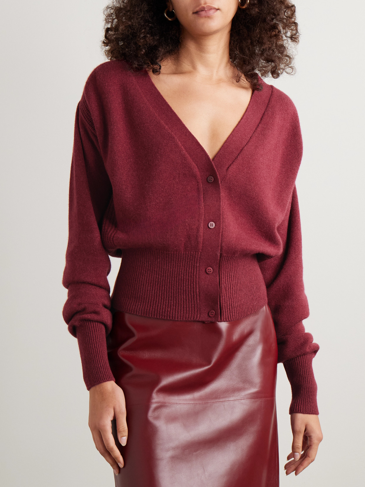 Sa Su Phi Ribbed Cashmere Cardigan In Burgundy