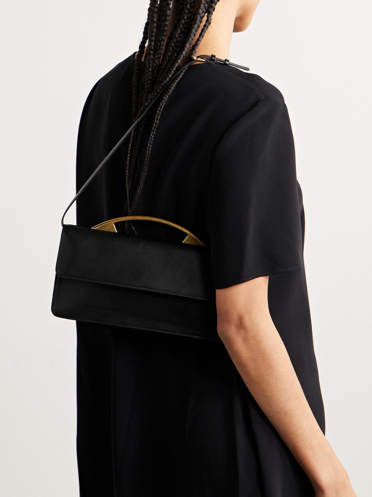 The Row Nia Leather Tote In Black