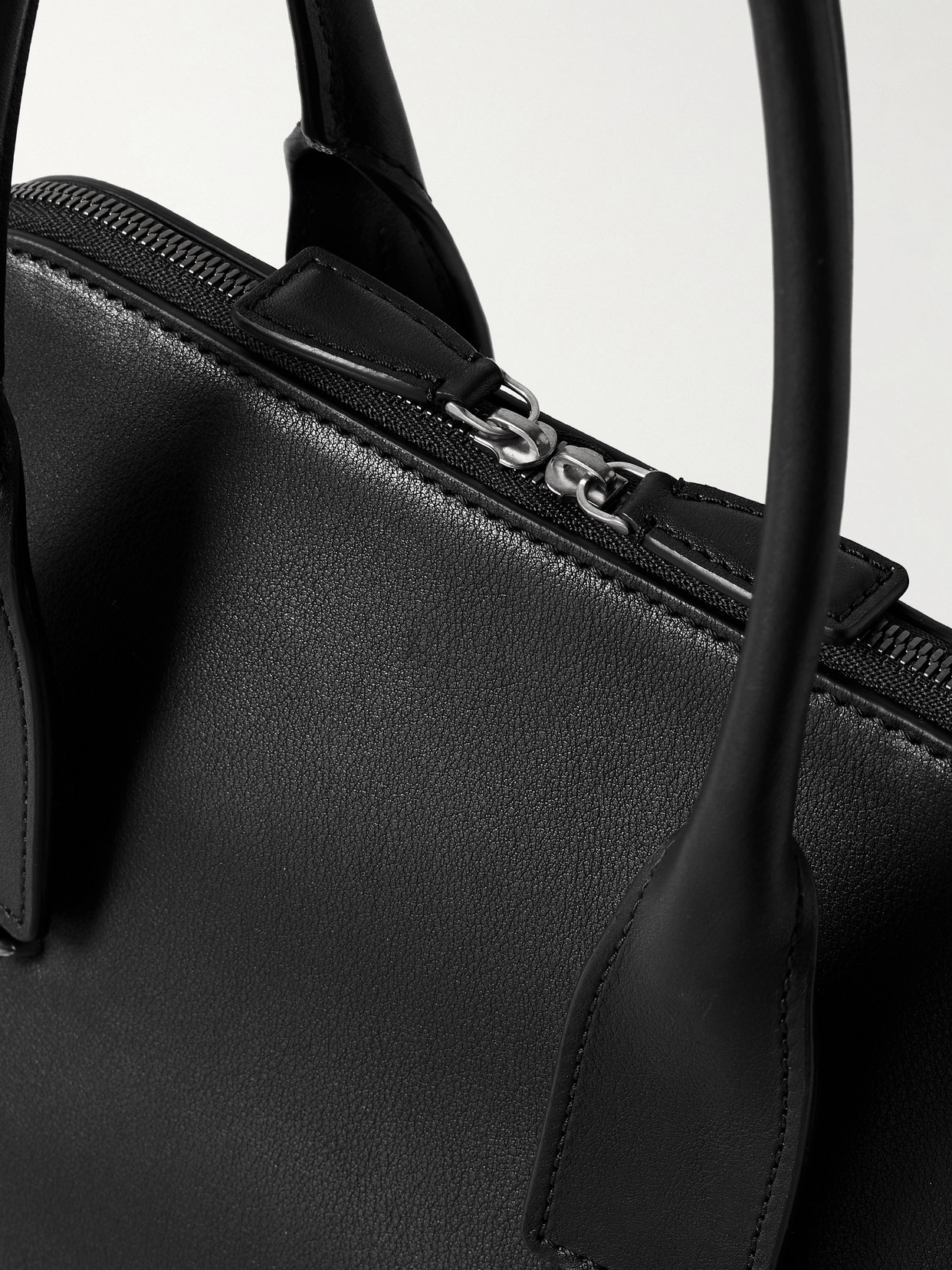 The Row Devon Medium Leather Tote In Black