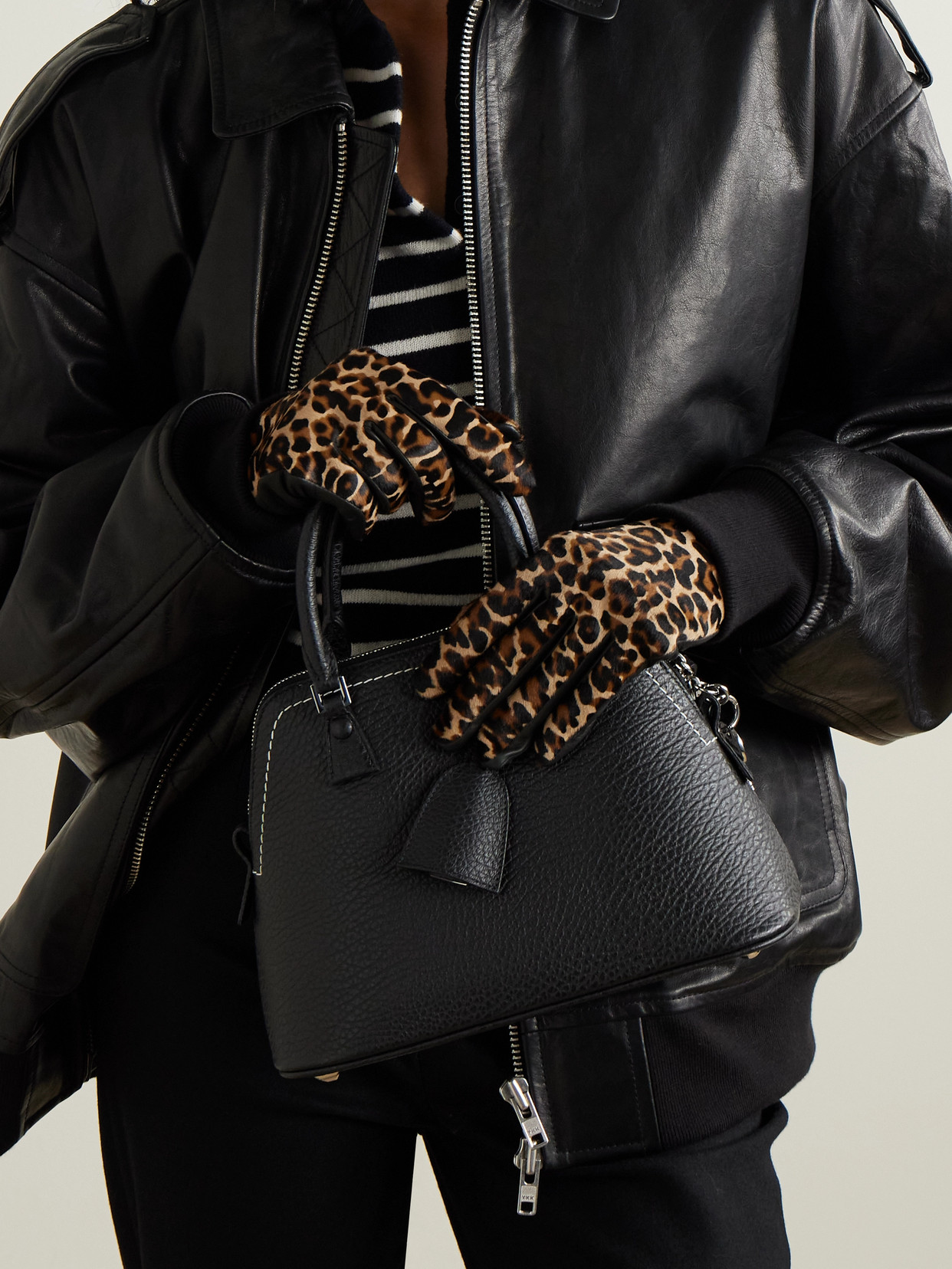 Agnelle Susan Leather And Leopard-print Calf Hair Gloves In Animal Print
