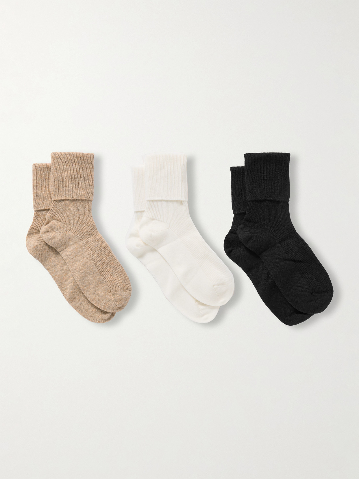 Johnstons Of Elgin Treat Your Feet Set Of Three Ribbed Cashmere-blend Socks In Multi