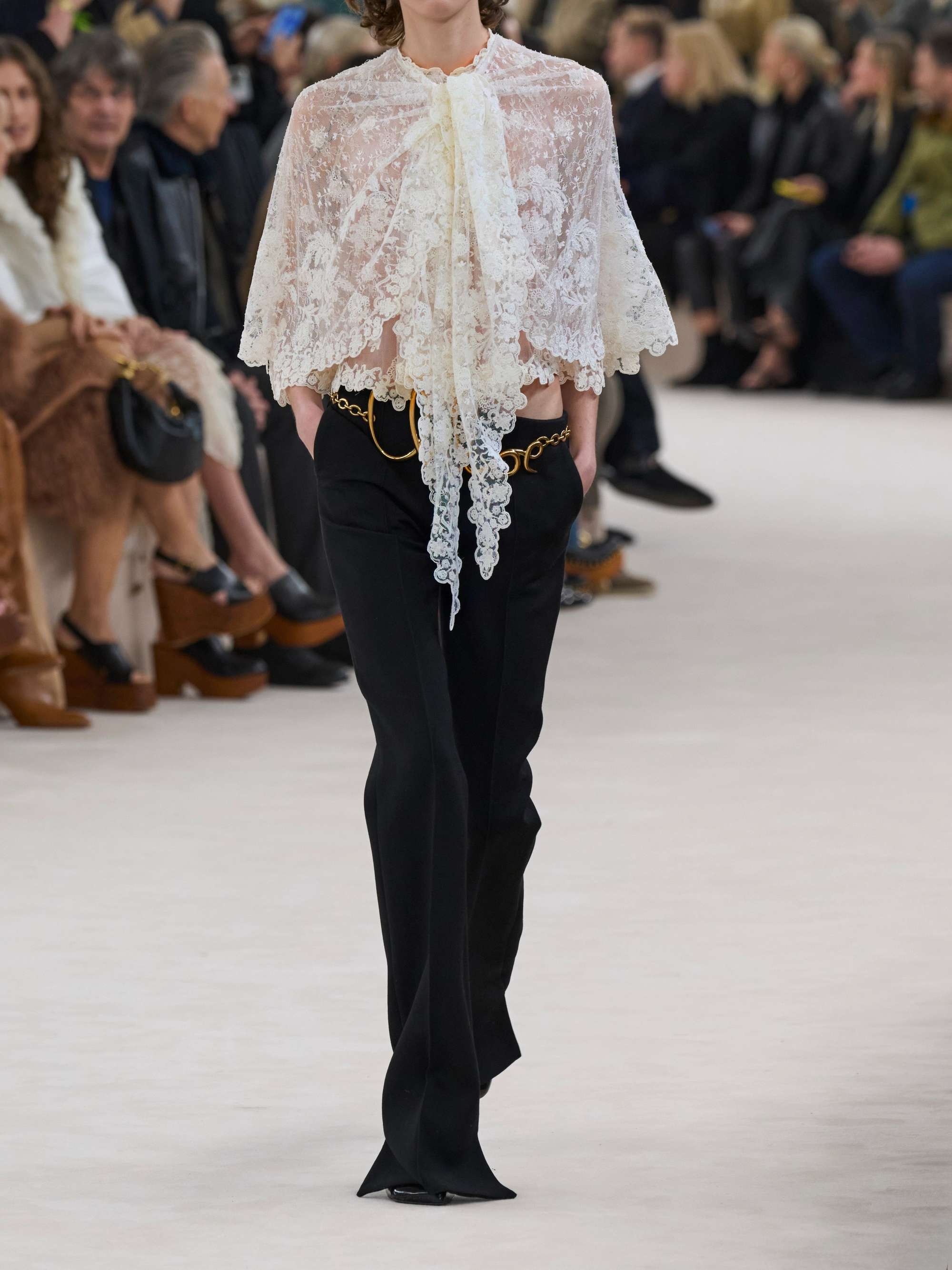 CHLOÉ 