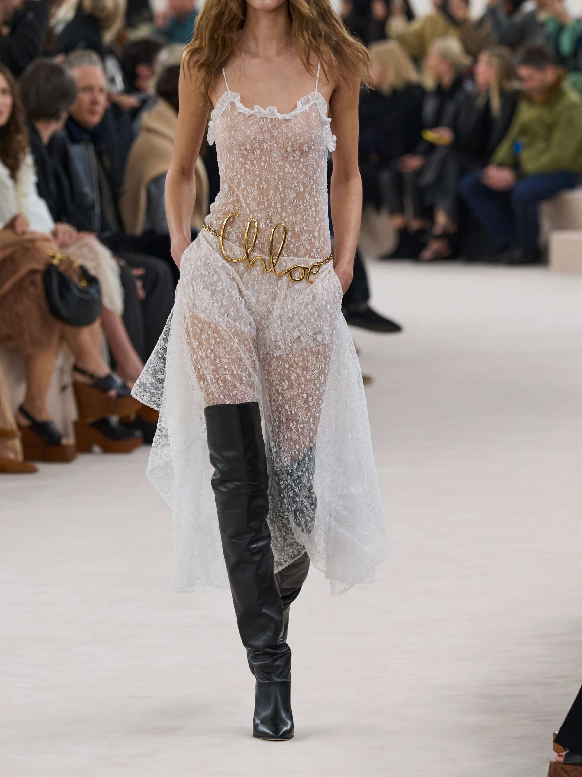 CHLOÉ 