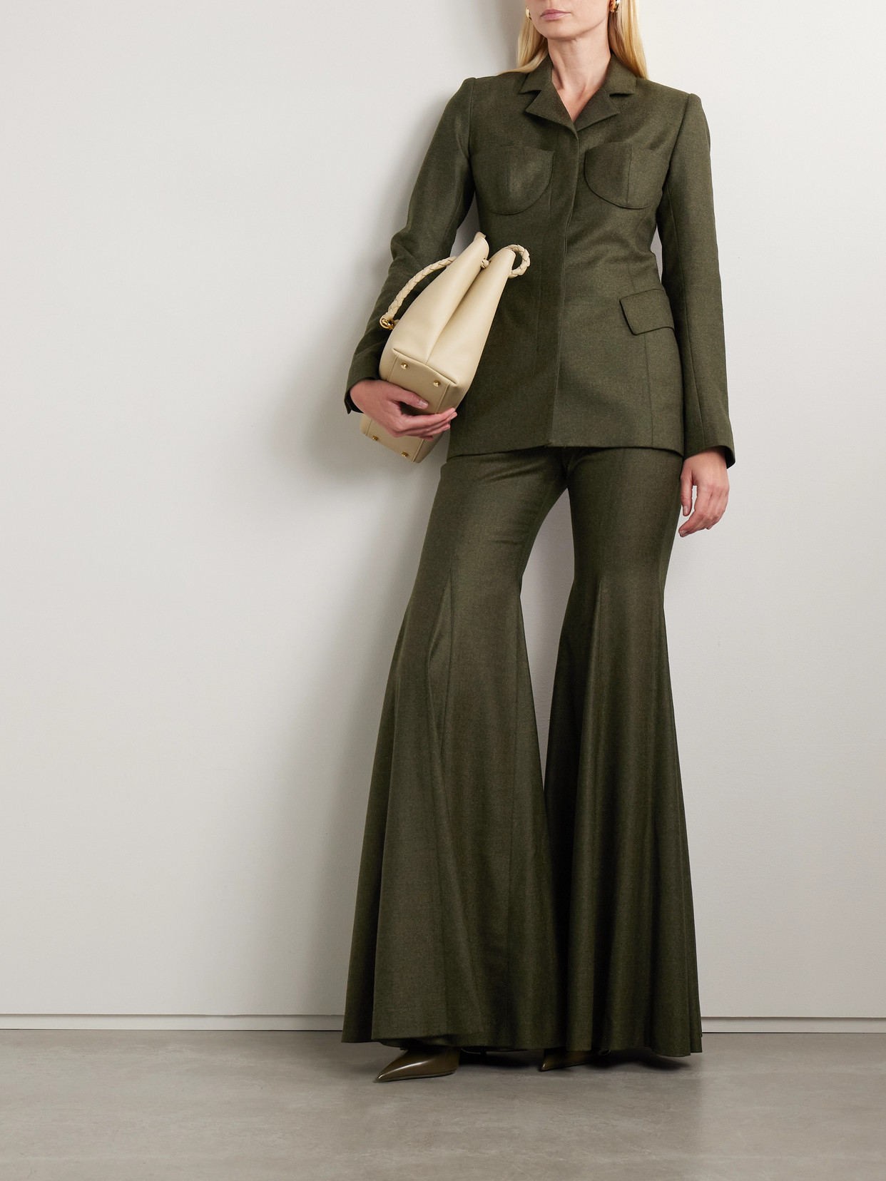 Salon 1884 Leon Wool And Cashmere-blend Twill Flared Pants In Green