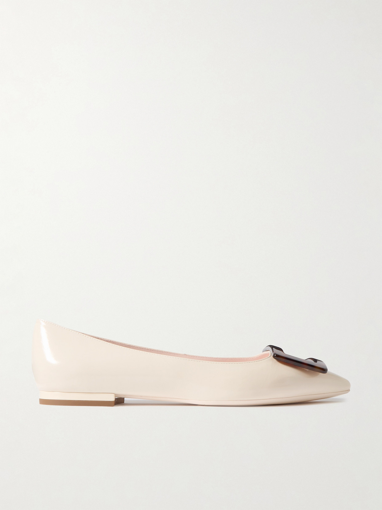 Roger Vivier Gommettine Patent-leather Point-toe Flats In Off-white