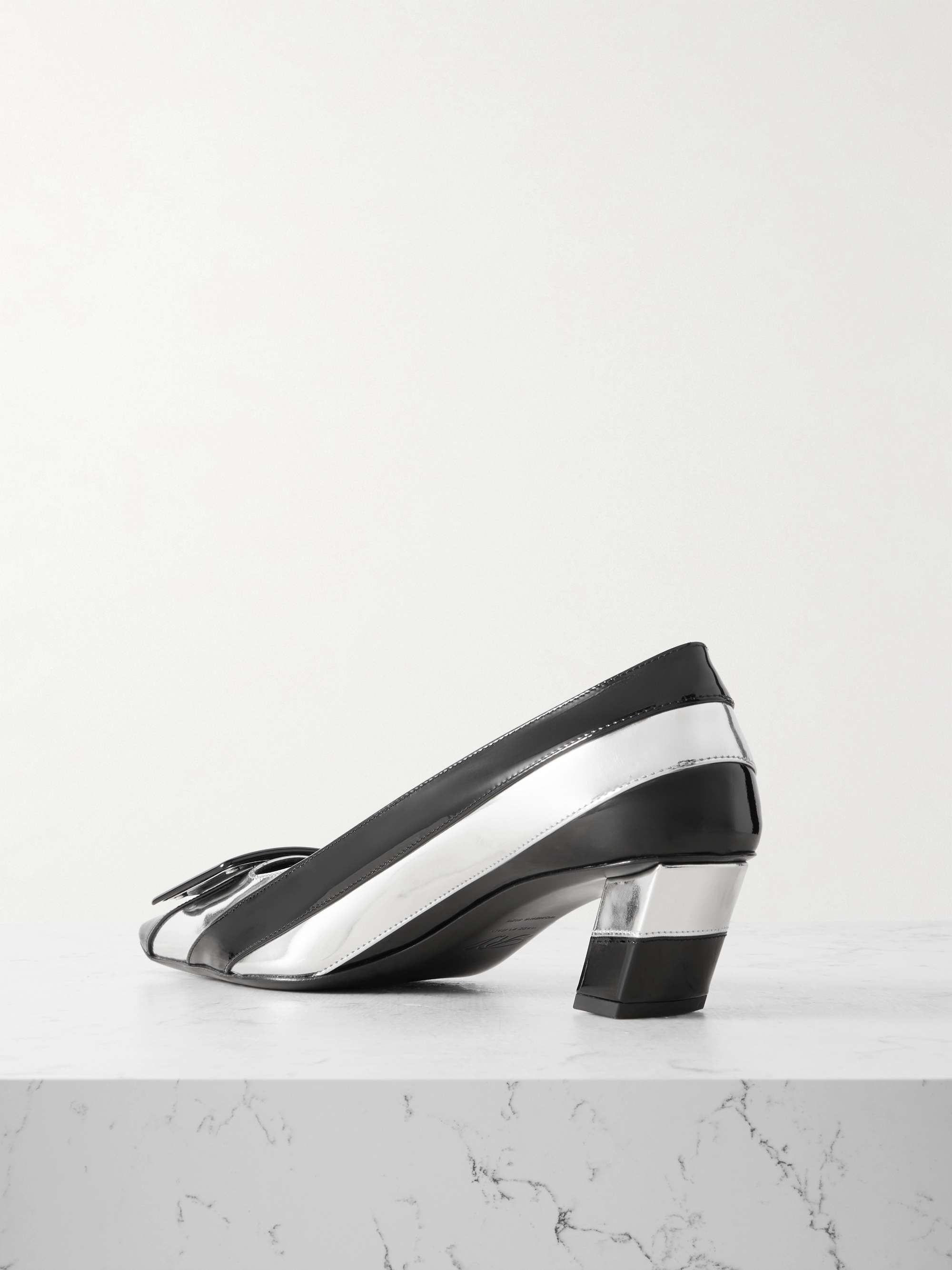 ROGER VIVIER 
