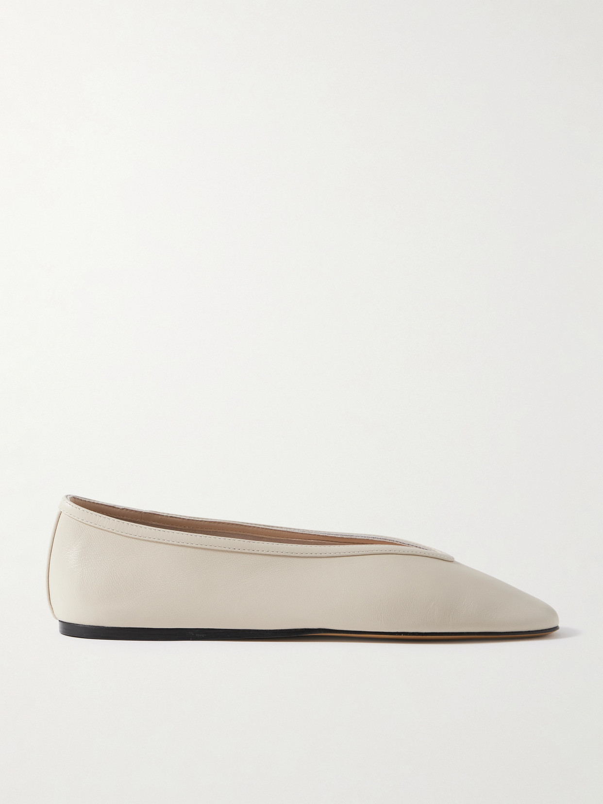 Le Monde Beryl Leather Luna Ballet Flats In Ecru