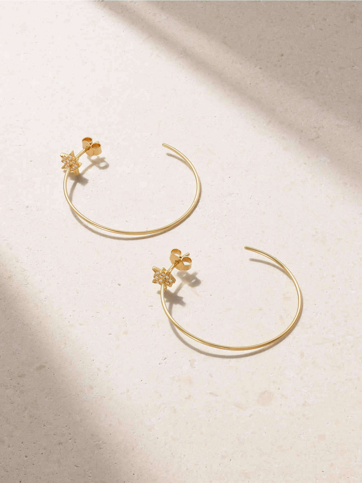 Diane Kordas Explosion Medium 18-karat Gold Diamond Hoop Earrings