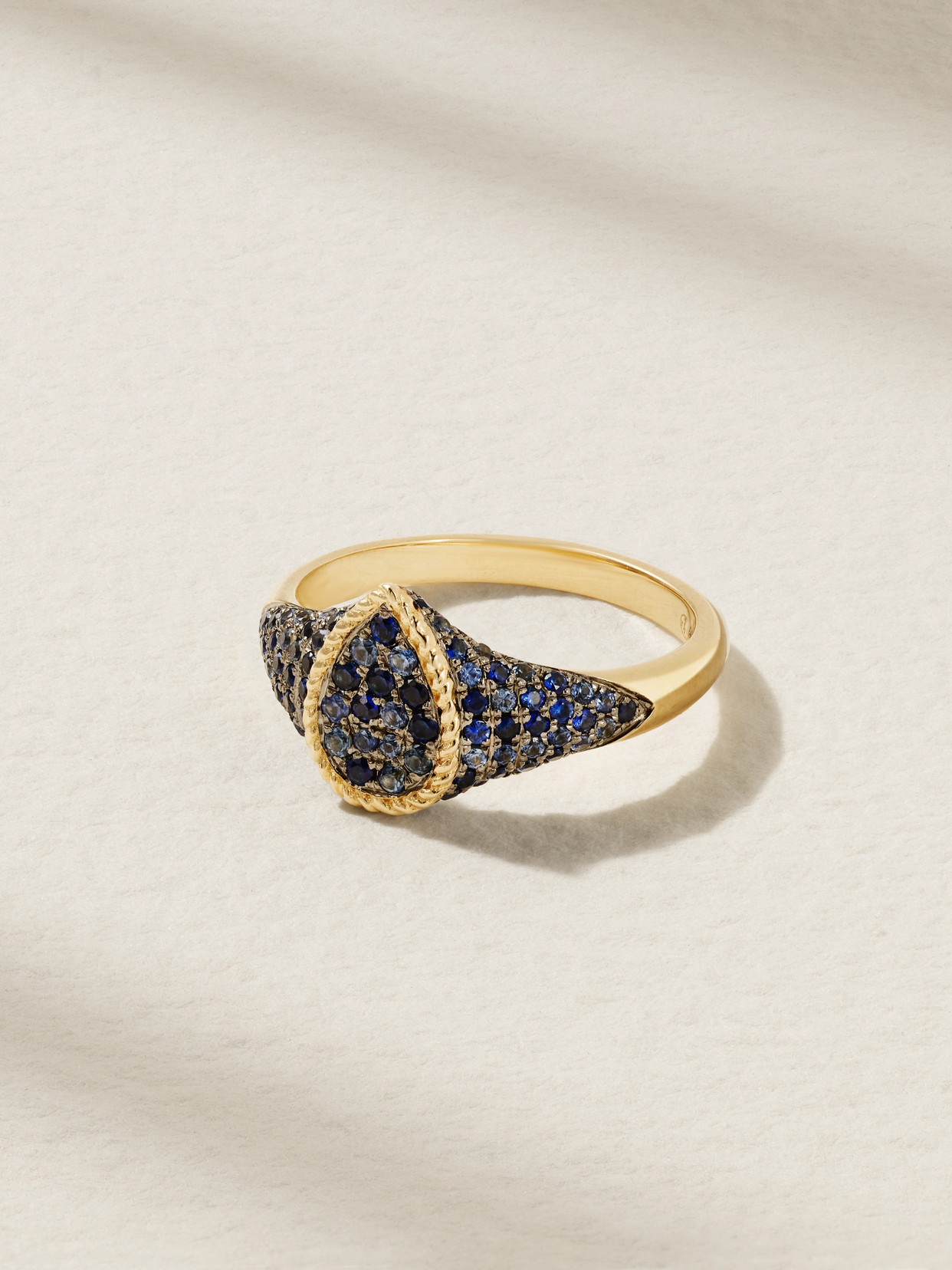 Yvonne Léon Baby Chevalière 9-karat Gold Sapphire Signet Ring In Blue