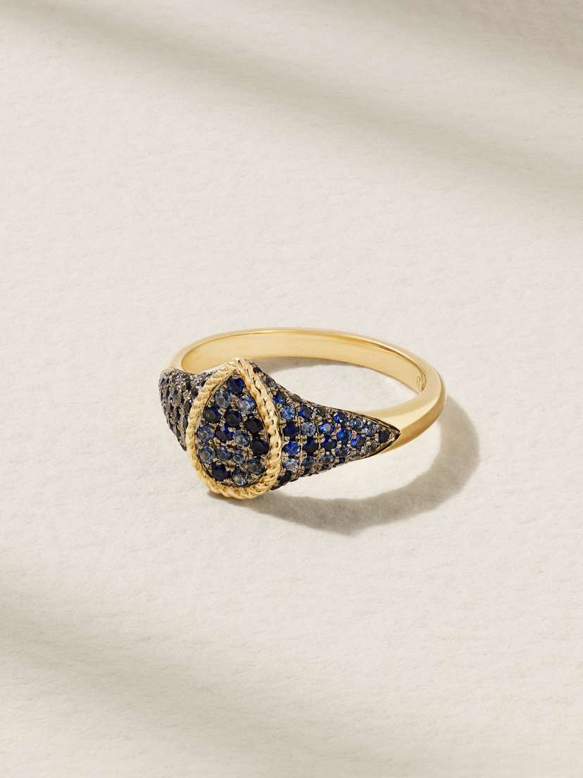 Yvonne Léon Baby Chevalière 9-karat Gold Sapphire Signet Ring