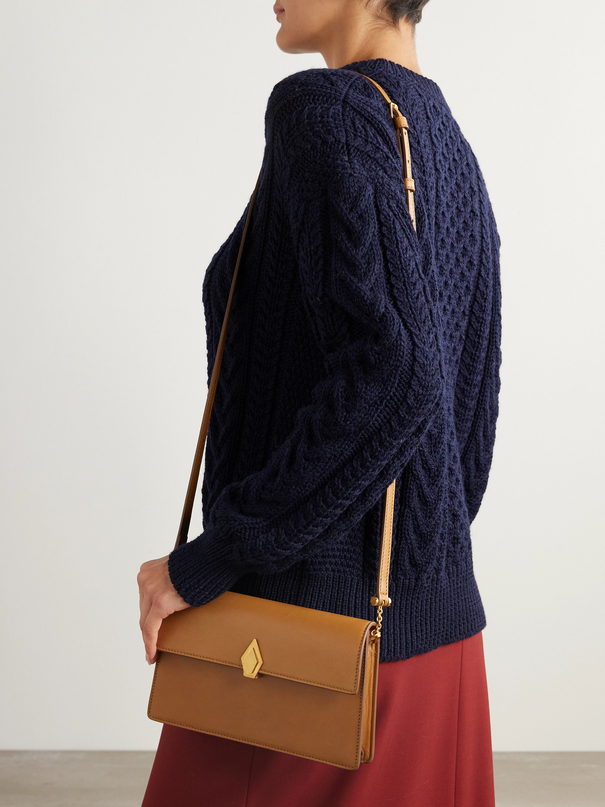 Metier Parallel 22 Small Leather Shoulder Bag In Brown