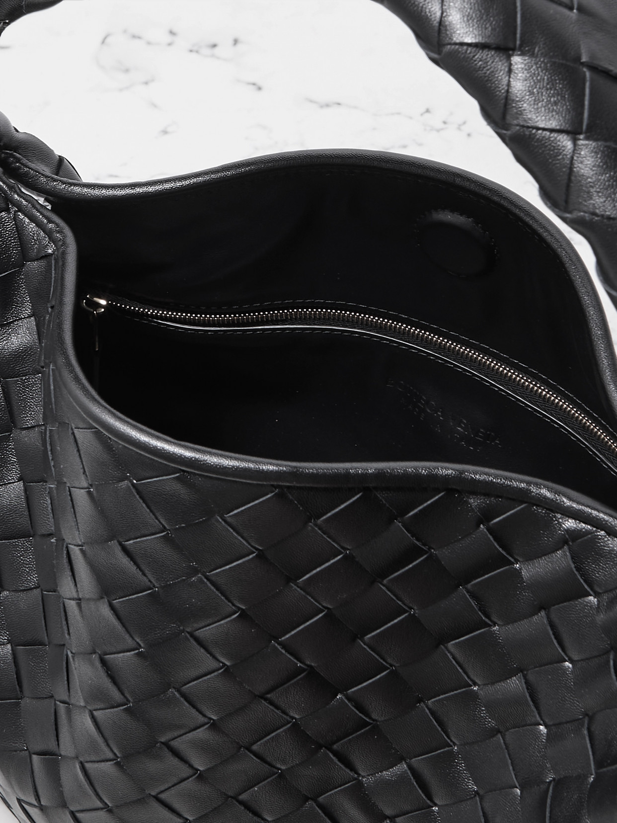 Hop Small Intrecciato Leather Tote