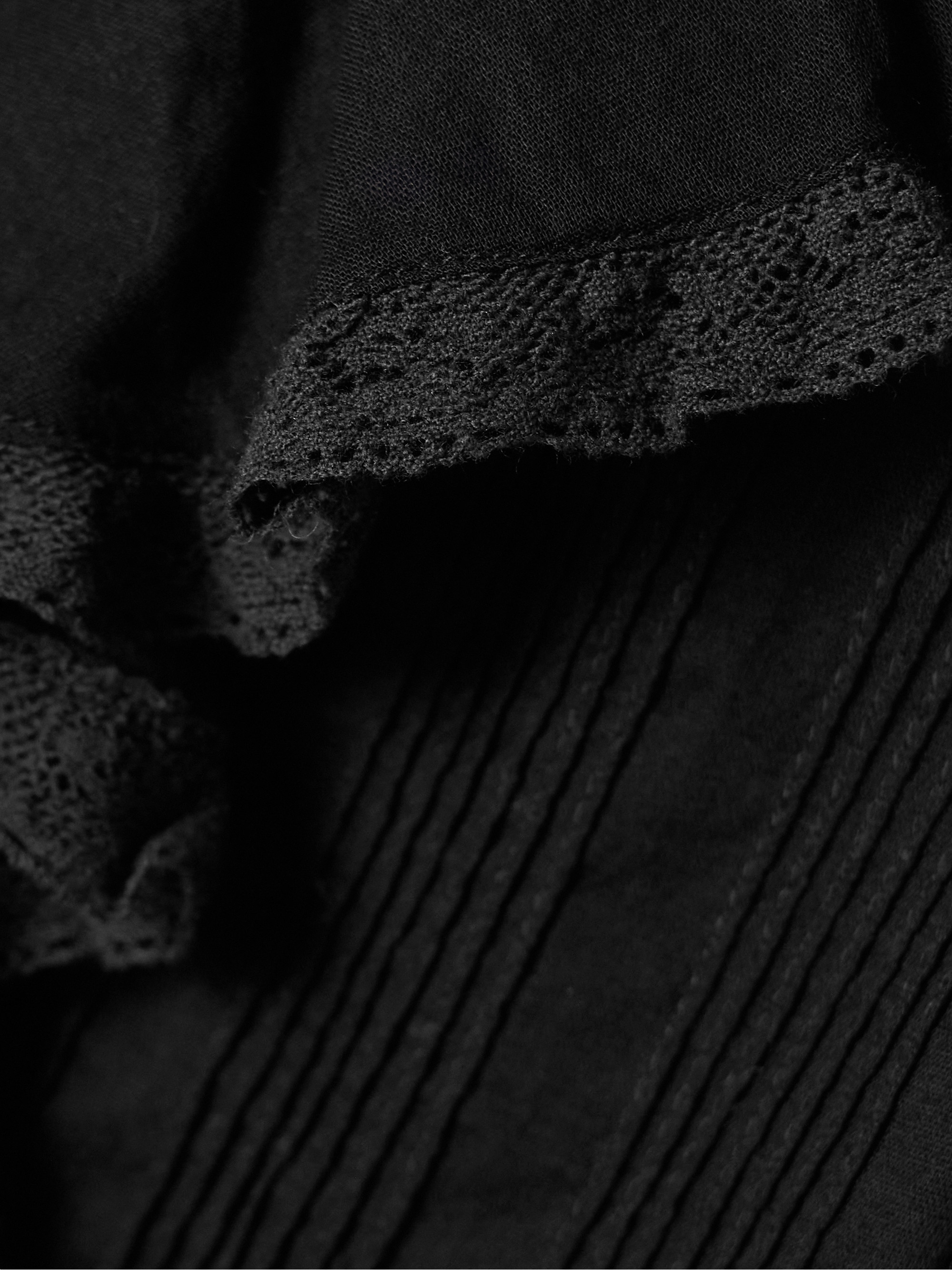 Dôen Hardy lace-trimmed ruffled pintucked organic cotton-voile blouse