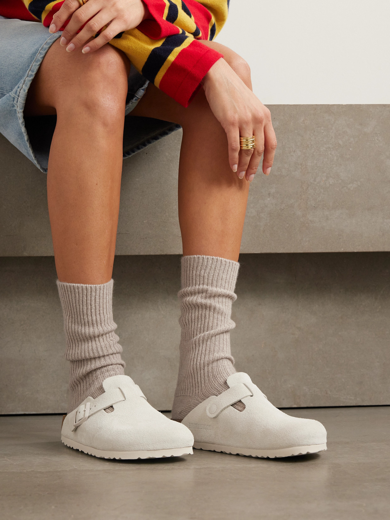 Lisa Yang Zera Ribbed Cashmere Socks In Neutrals