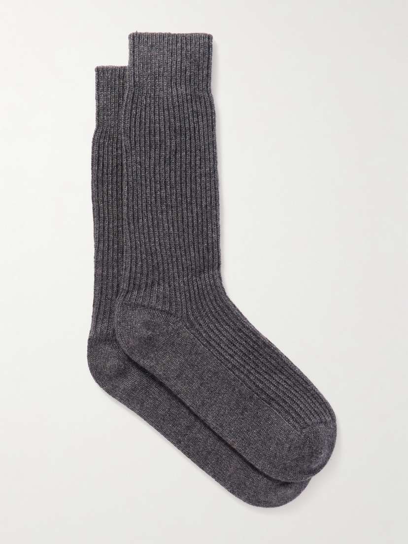 Lisa Yang Zera Ribbed Cashmere Socks