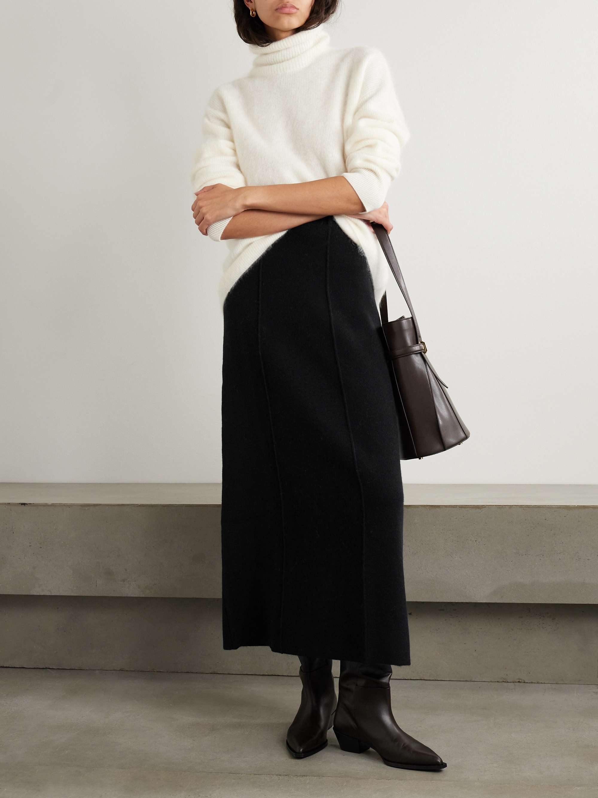 LISA YANG 