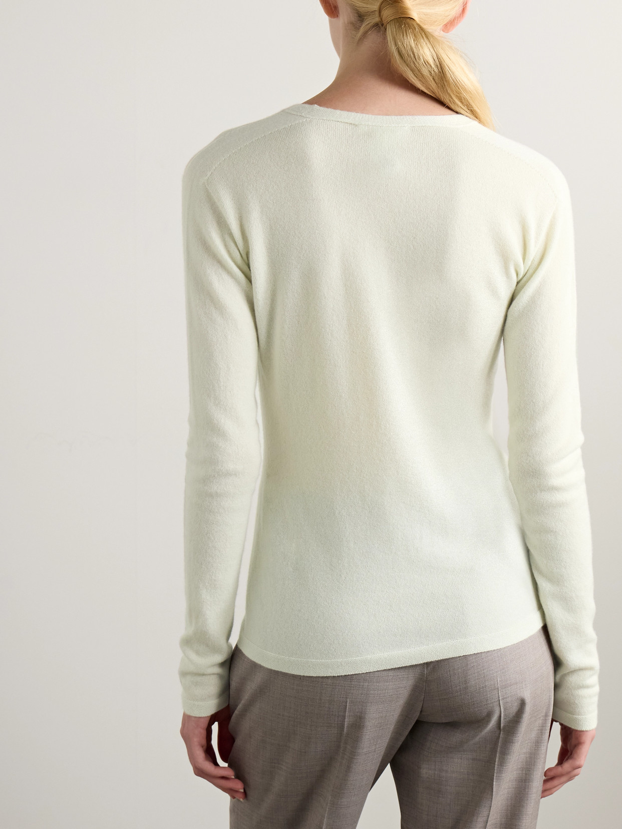 The Row Imperia Cashmere Cardigan In Green