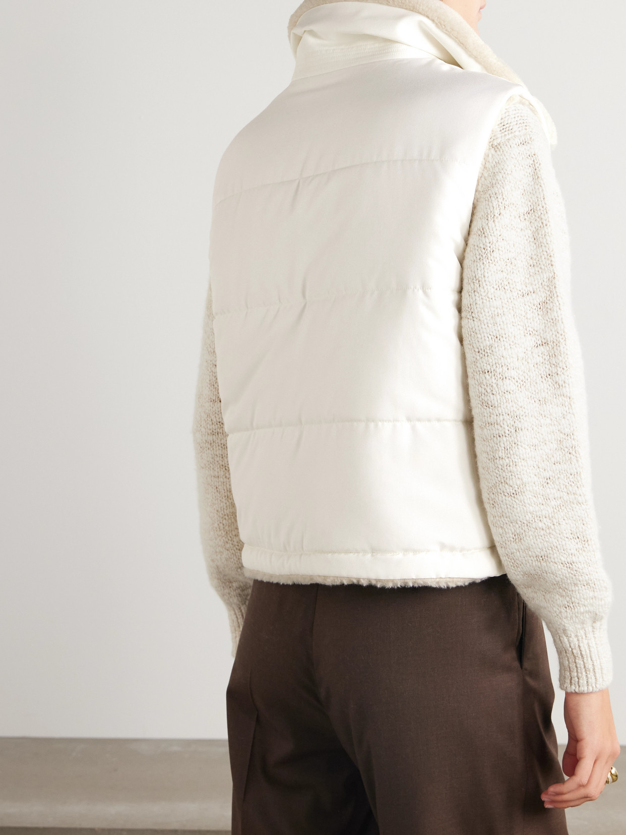 Loro Piana Leone Quilted Silk-shell Vest In Off-white