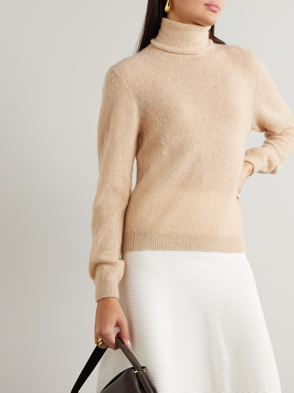 Loro Piana Cashmere And Silk-blend Bouclé Turtleneck Sweater In Neutrals
