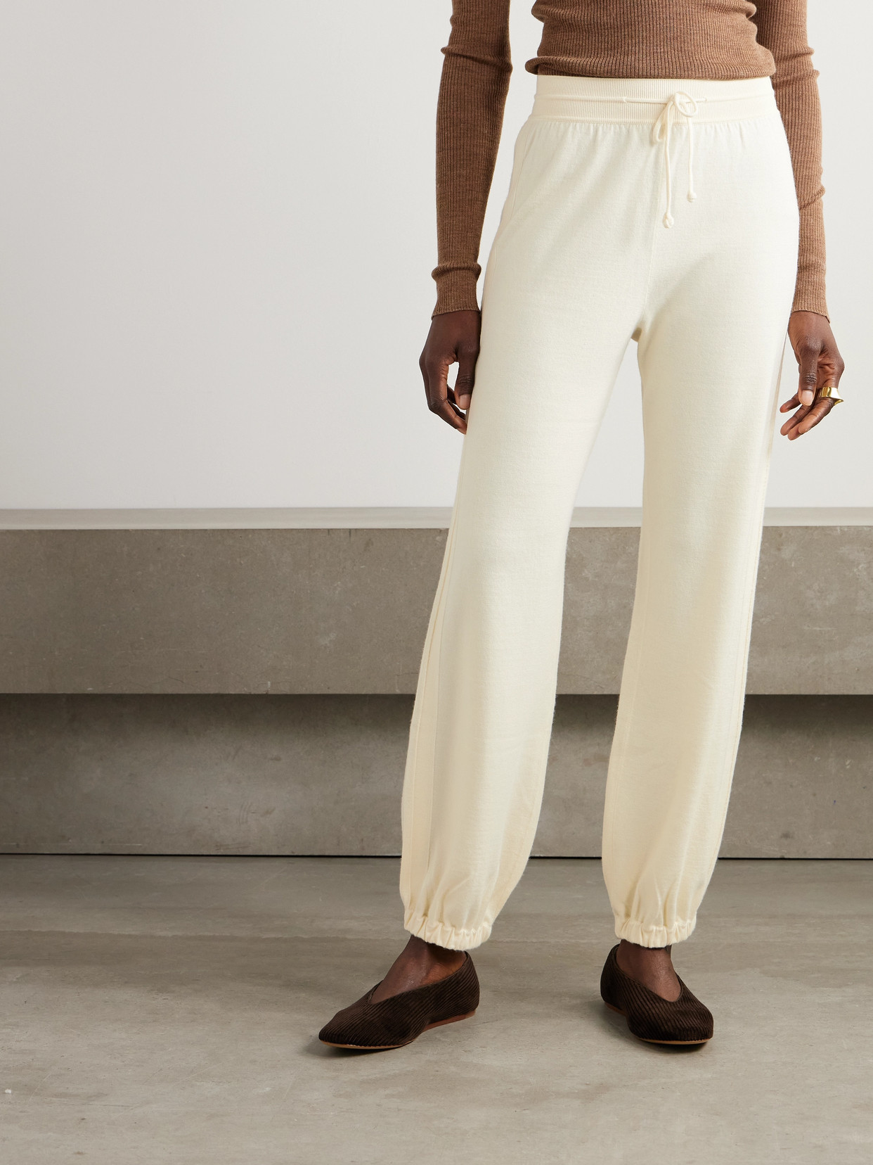 Loro Piana Cashmere Tapered Track Pants In Cream