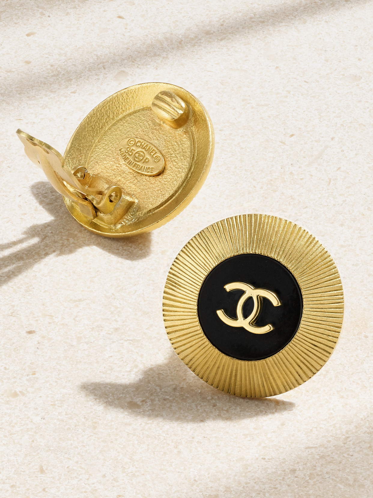 Vintage Chanel Gold-plated And Enamel Clip Earrings In Gold