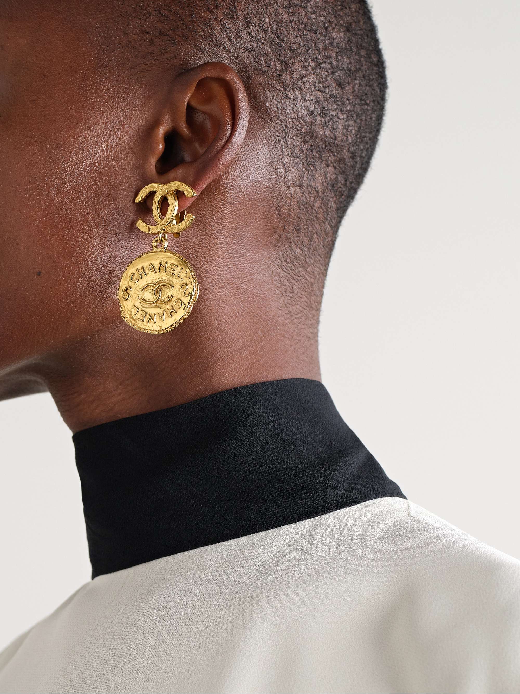 VINTAGE CHANEL 