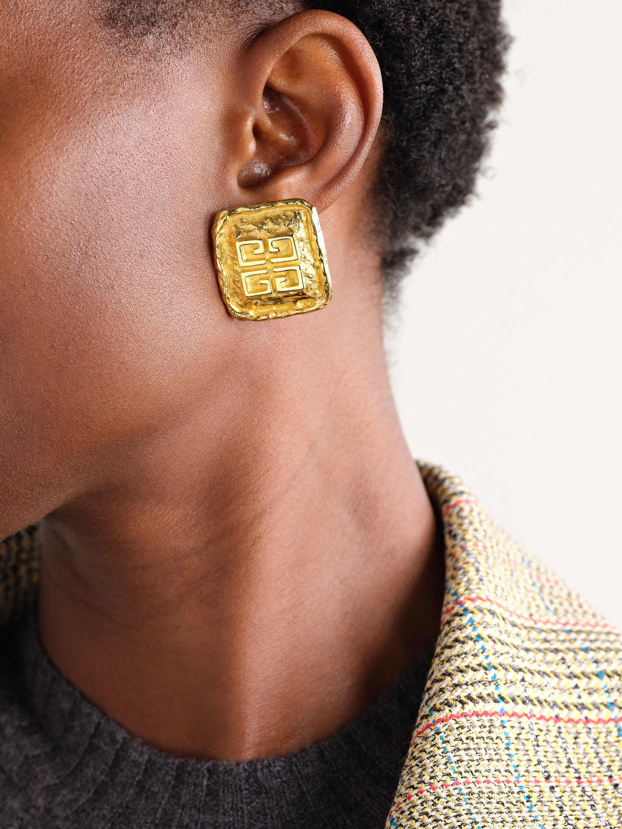 Susan Caplan Vintage Givenchy Gold-plated Clip Earrings In Gold