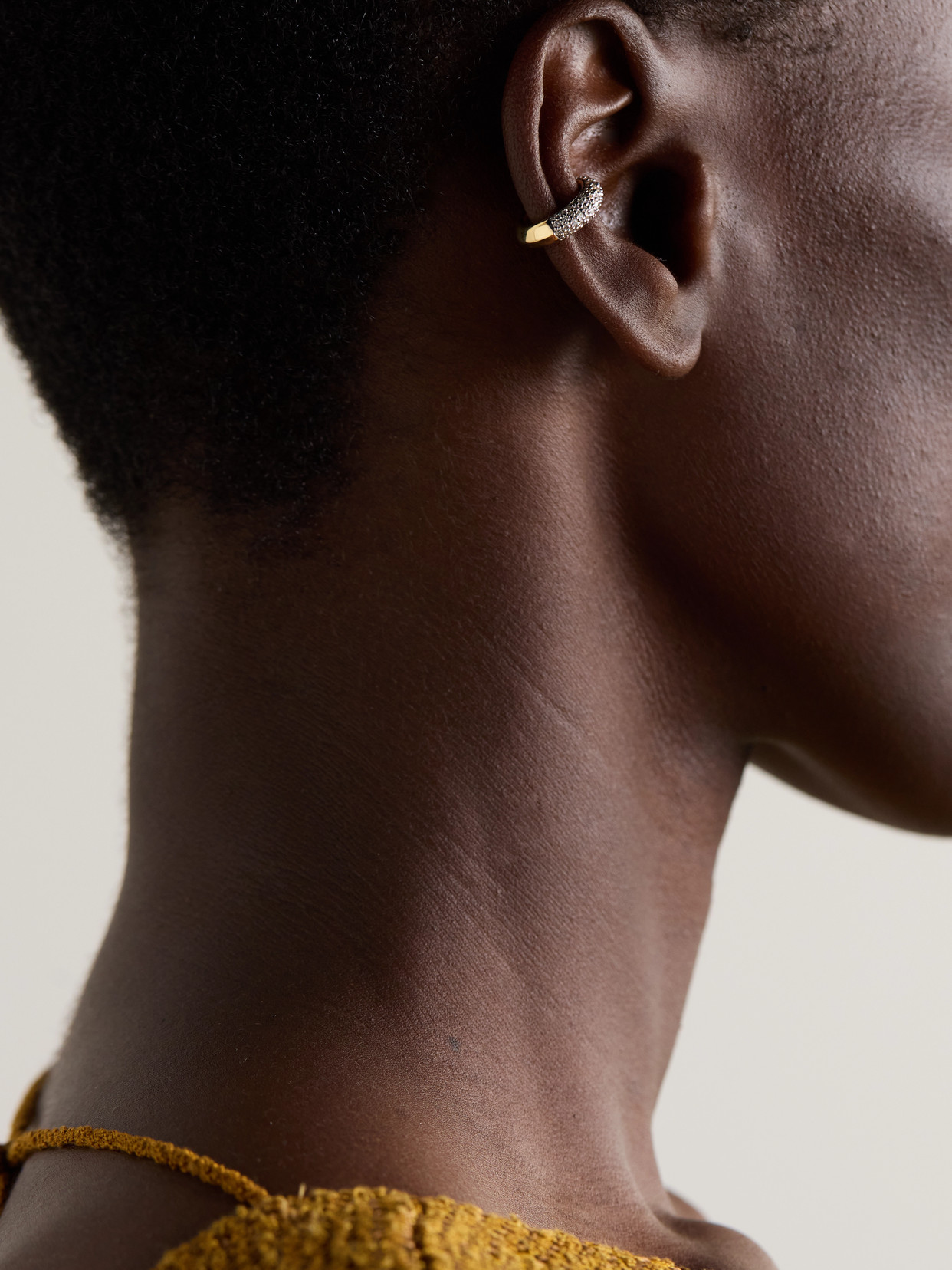 Uniform Object Shard 18-karat Gold Diamond Ear Cuff In Gold
