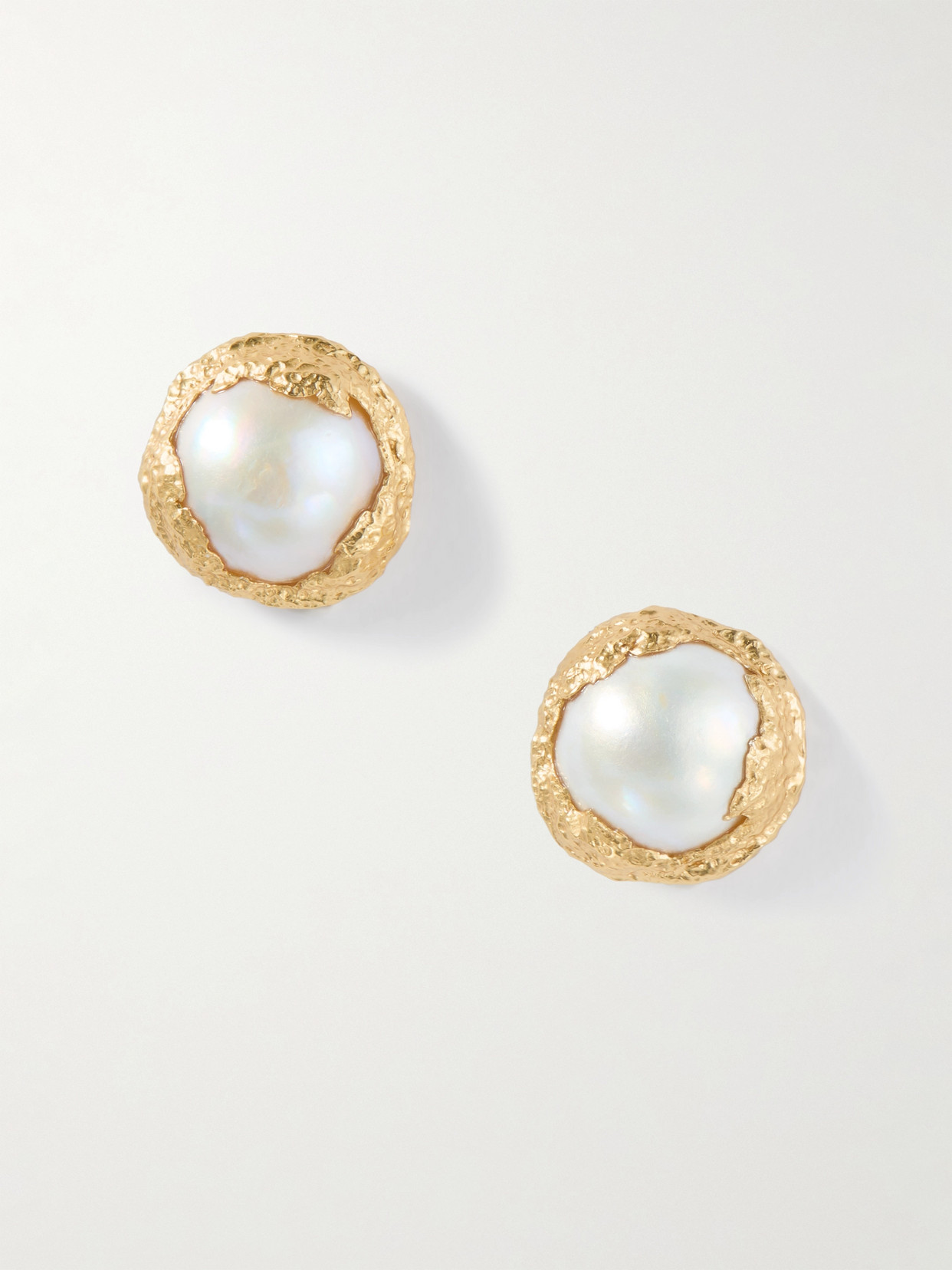 Pacharee Mabe Dhin Gold-plated Pearl Earrings