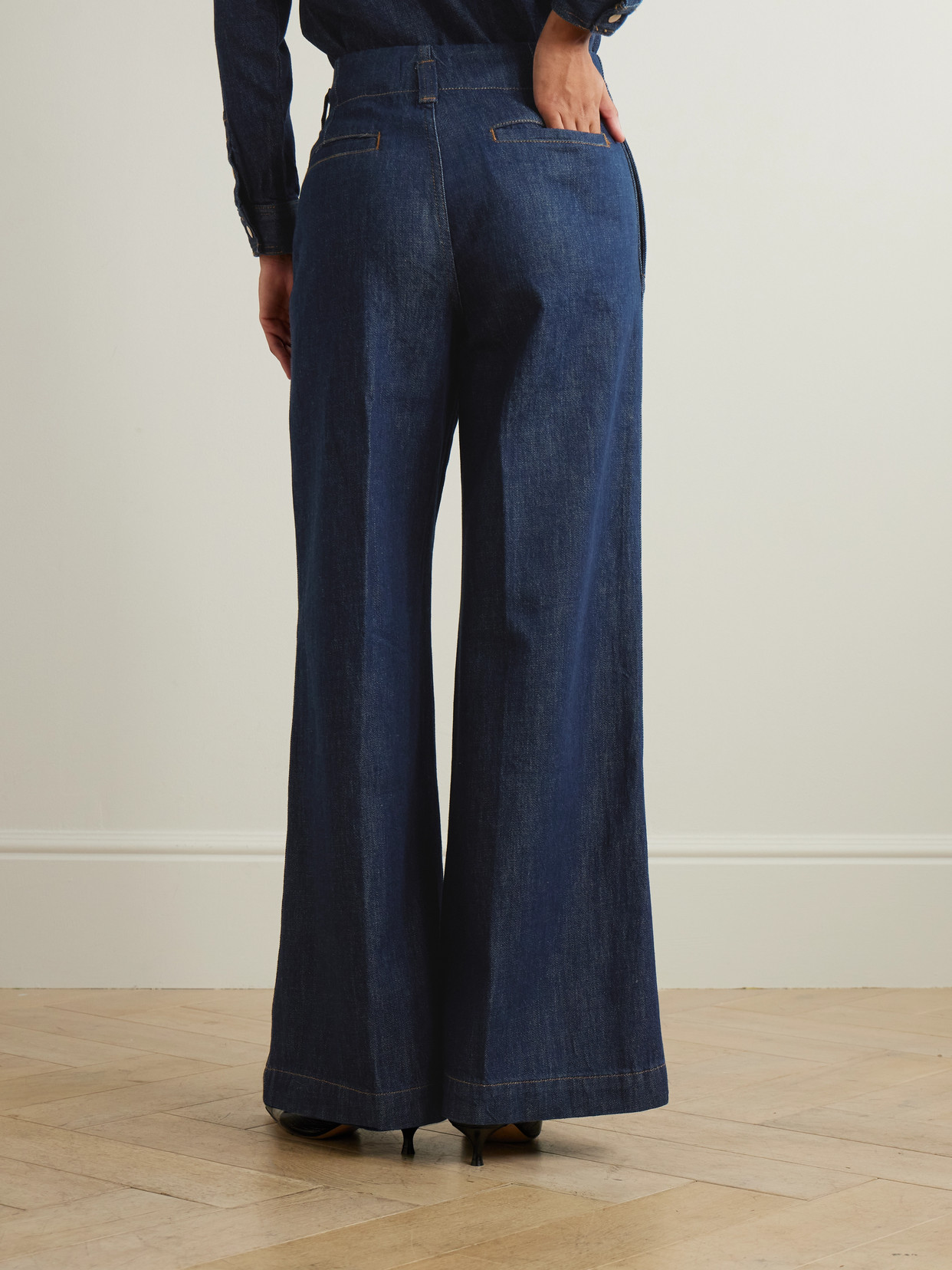 Frame High-rise Wide-leg Recycled Jeans In Blue