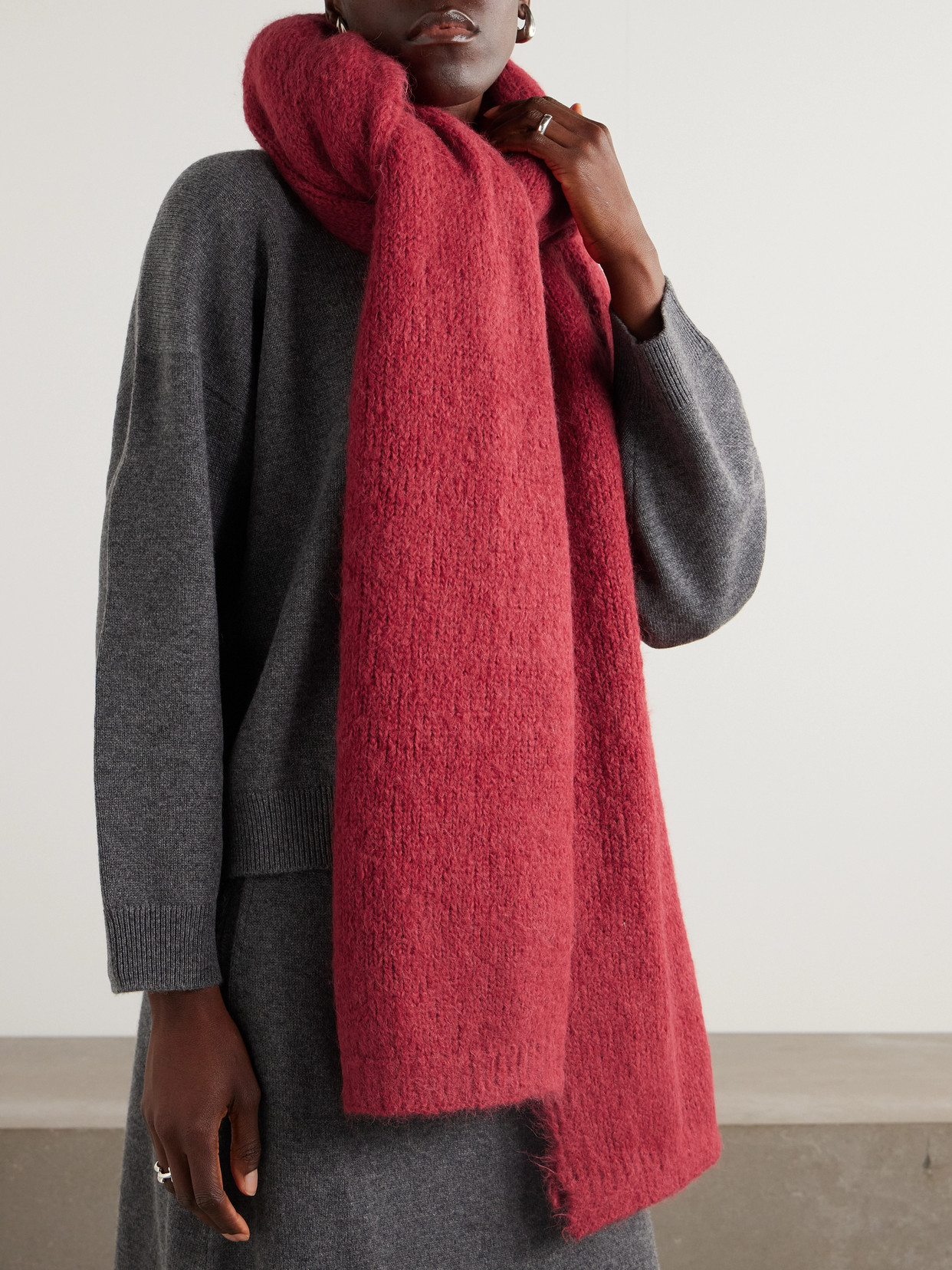 Brunello Cucinelli Bead-embellished Brushed Alpaca-blend Scarf In Red