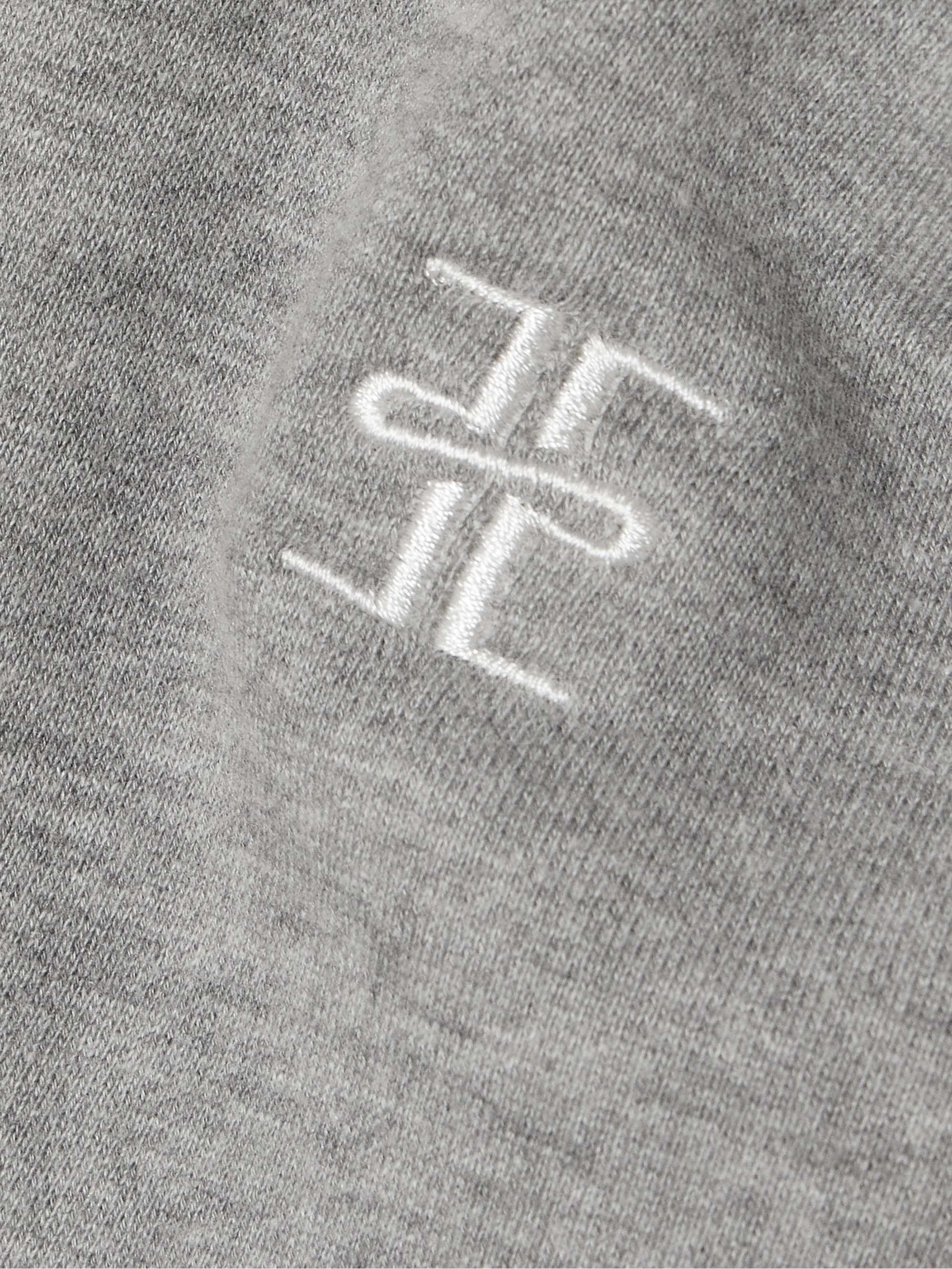 ÉTERNE 