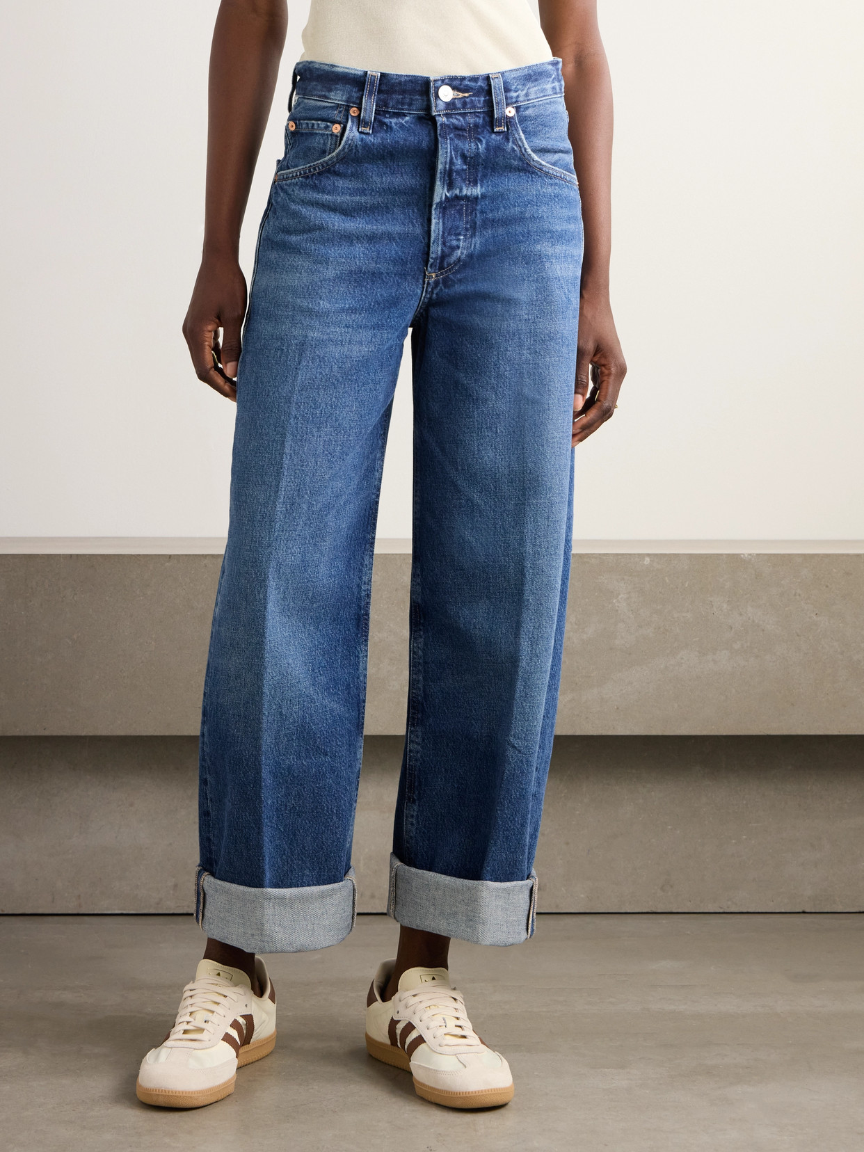 Citizen Of Humanity Ayla Baggy Cuffed Crop High-rise Jeans In Blue