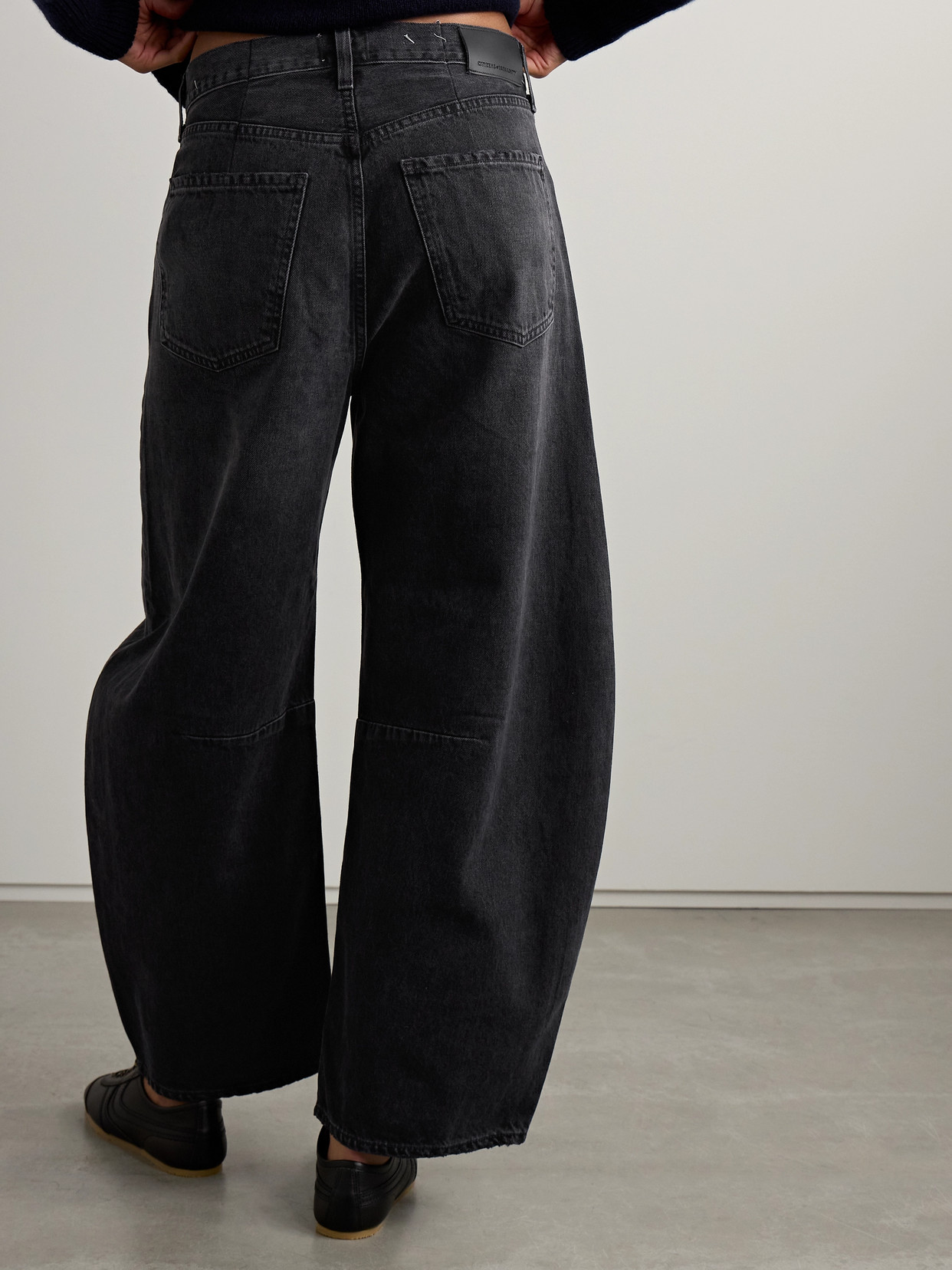 Citizen Of Humanity Horseshoe High-rise Barrel-leg Jeans In Black