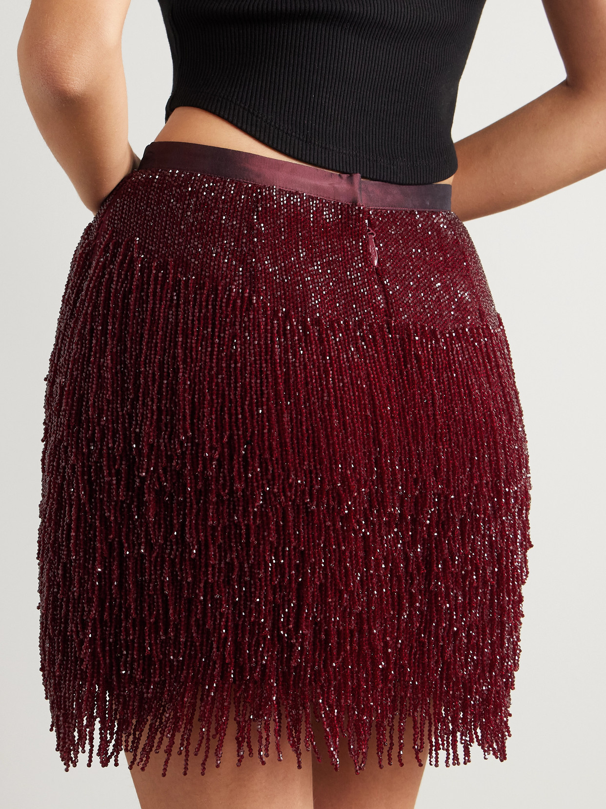 Wiederhoeft Fringed Beaded Silk-satin Mini Skirt In Red