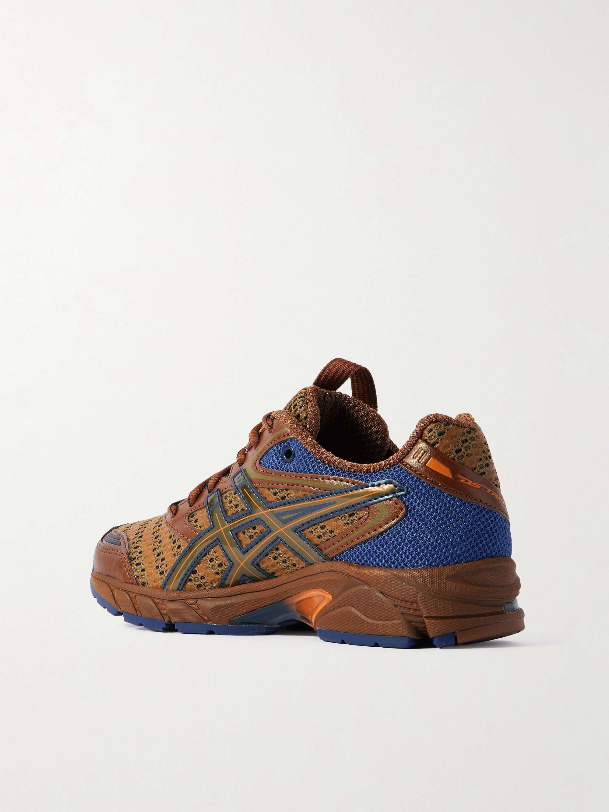 ASICS 