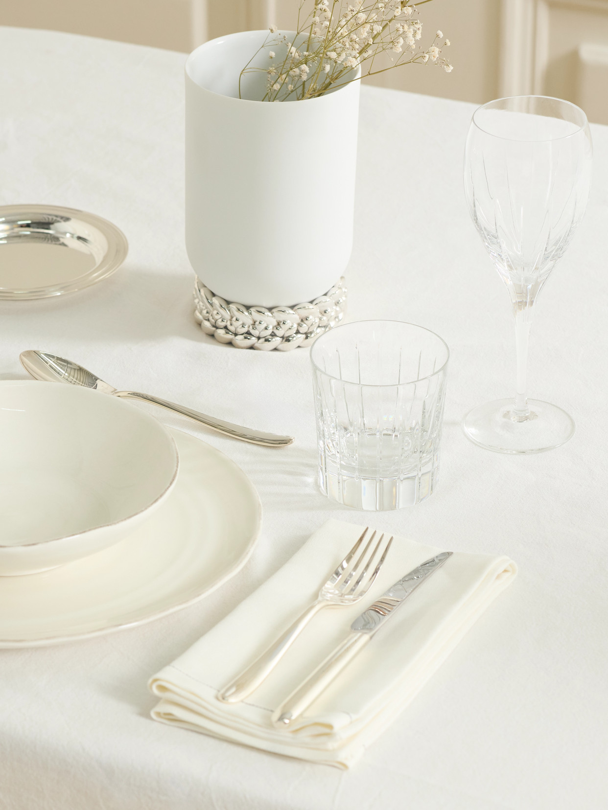 Christofle Iriana Set Of Two Crystal Glasses In Neutrals