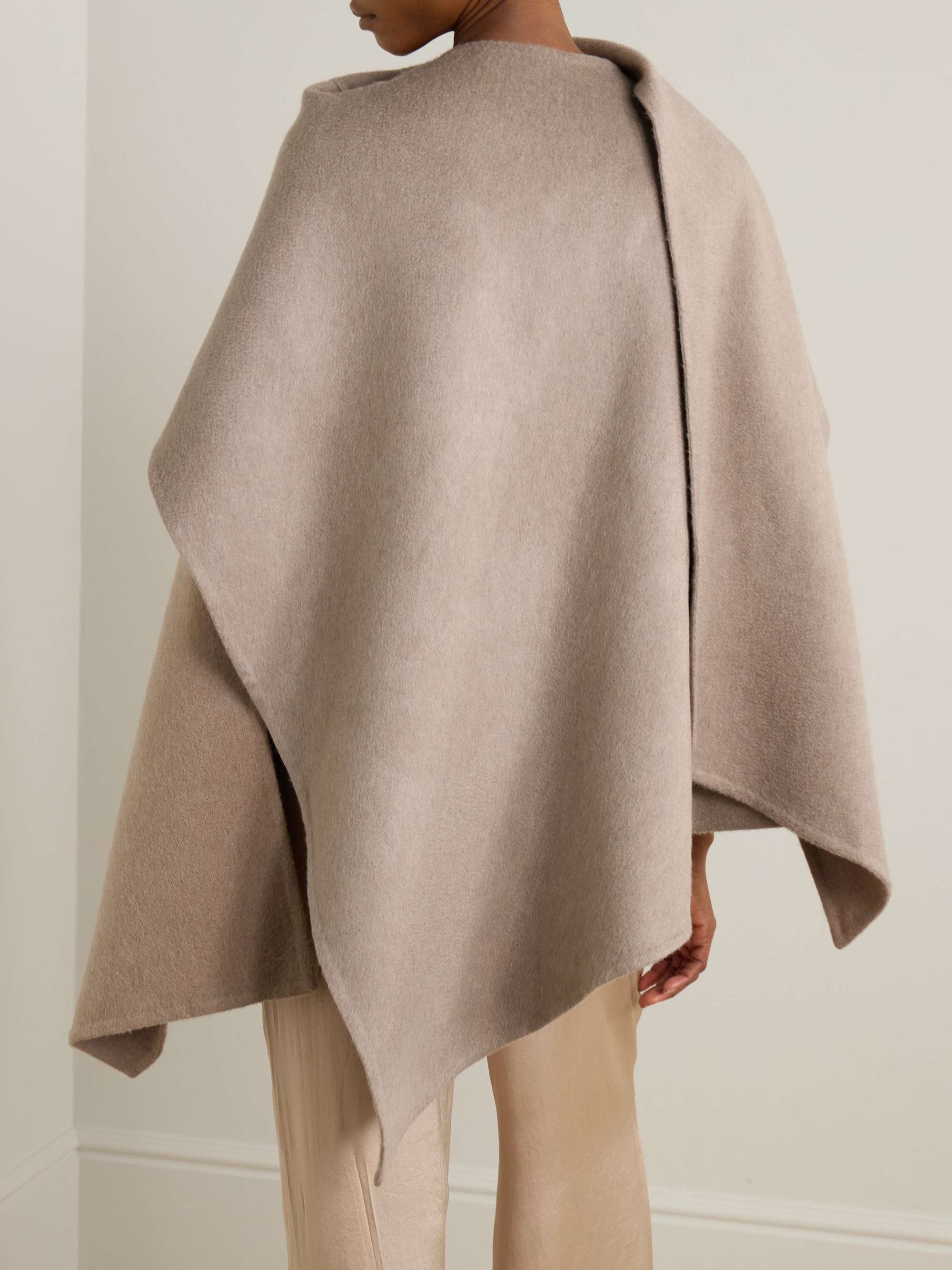 NET-A-PORTER FOR THE KING’S FOUNDATION 