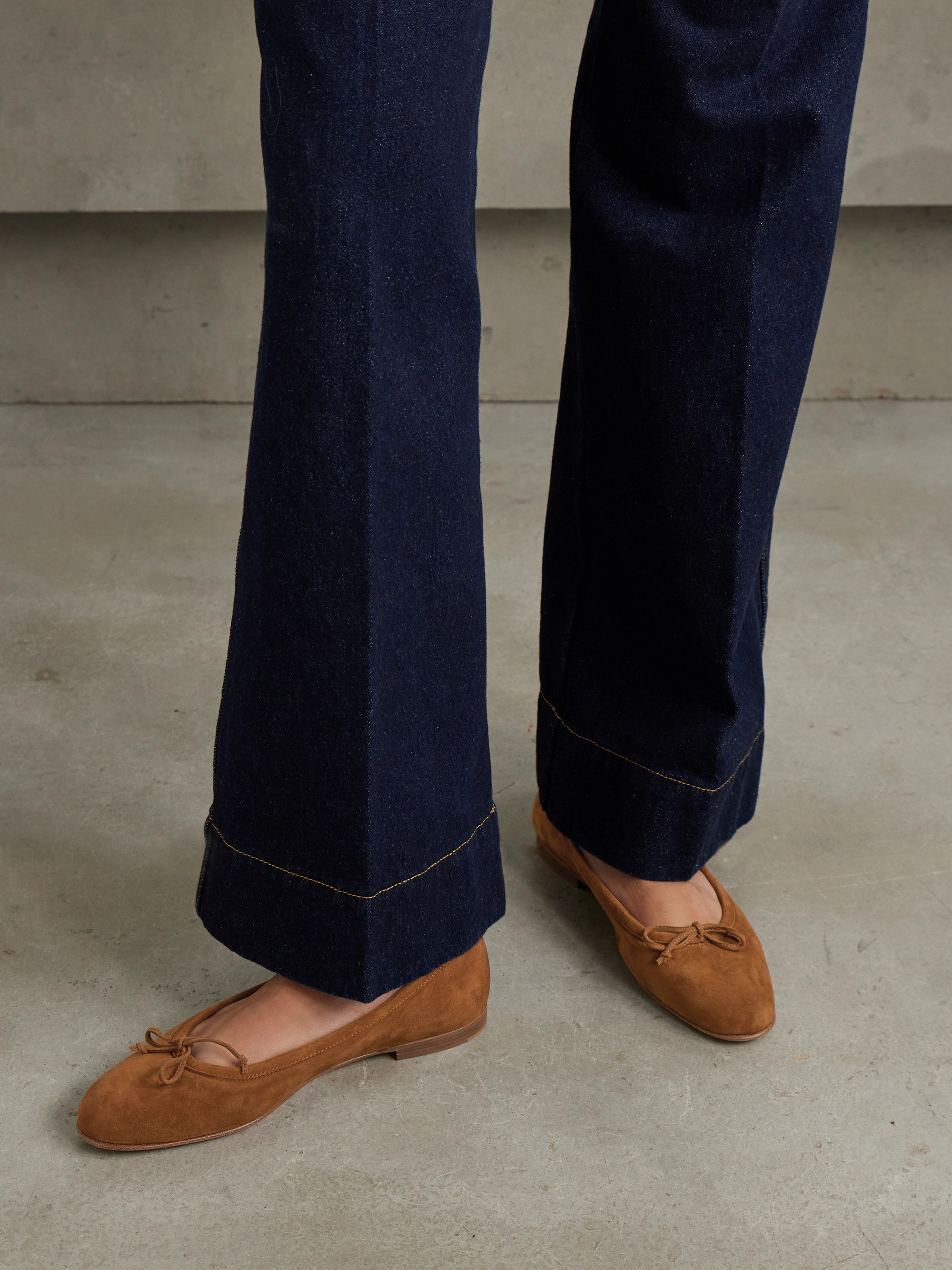 MANOLO BLAHNIK - Veralli bow-detailed suede ballet flats | Plush