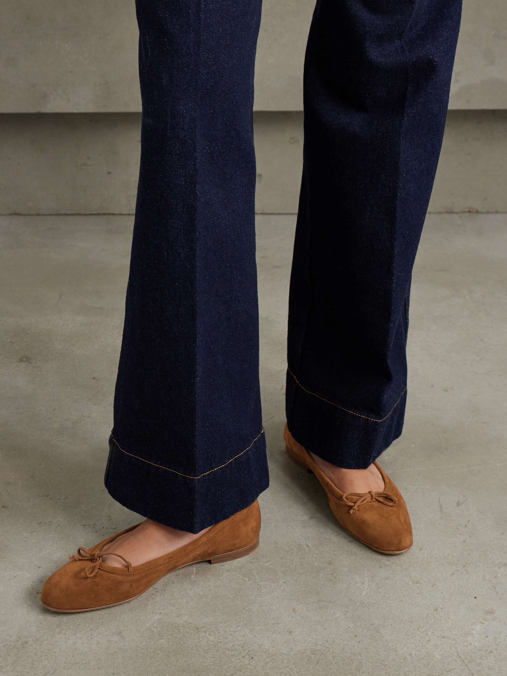 MANOLO BLAHNIK 